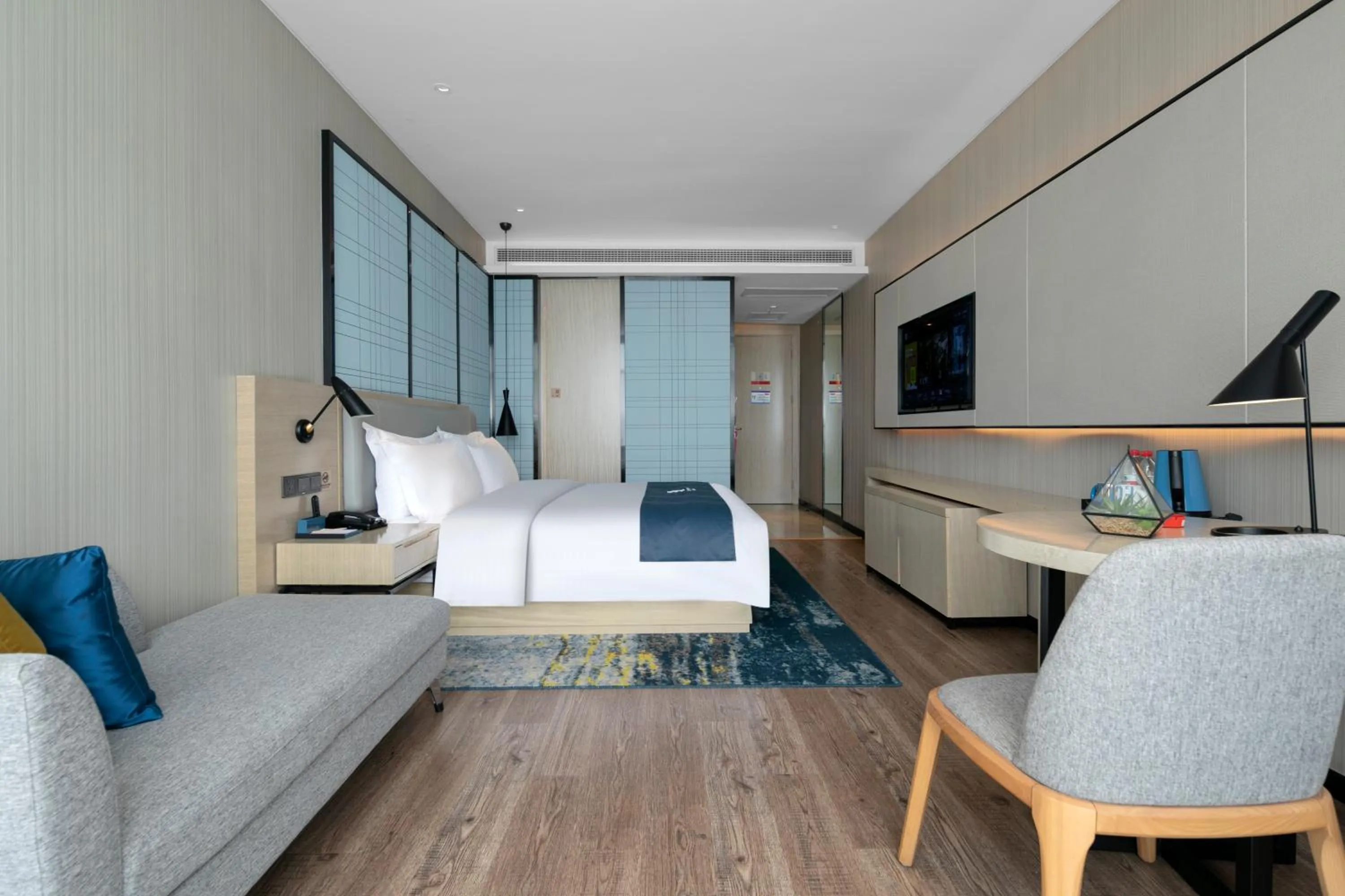 Photo of the whole room, Bed in Eharm Hotel Jingzhou Olympic Sports Center