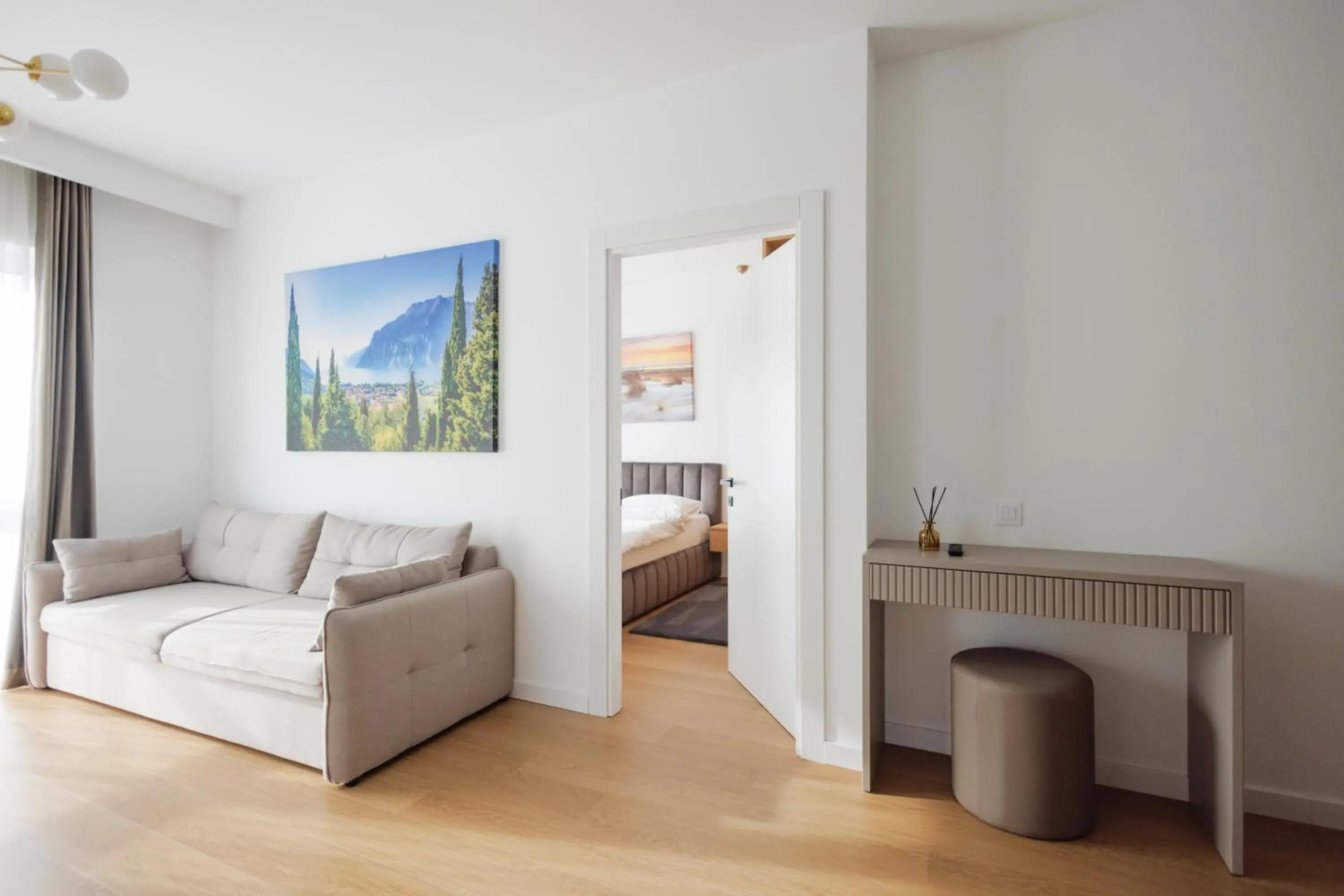 One-Bedroom Apartment with City View in Moldovei 2 Apartments by Central Park One-Bedroom Apartment with City View in Moldovei 2 Apartments by Central Park