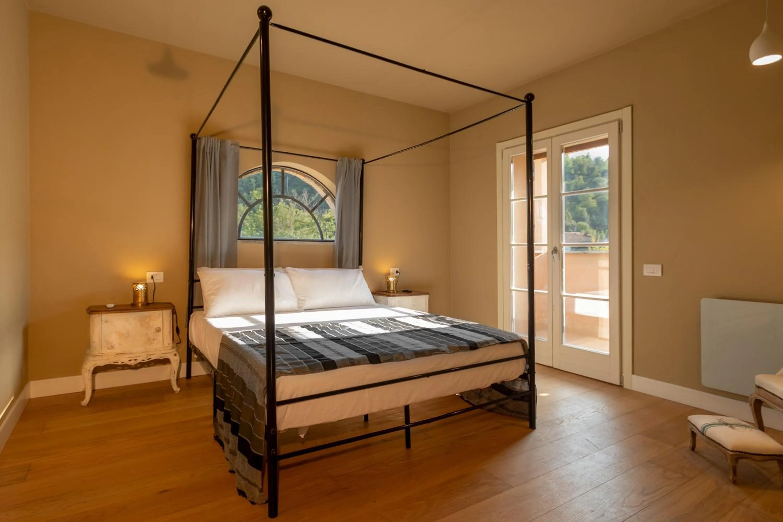 Bed in Luce Boutique Hotel