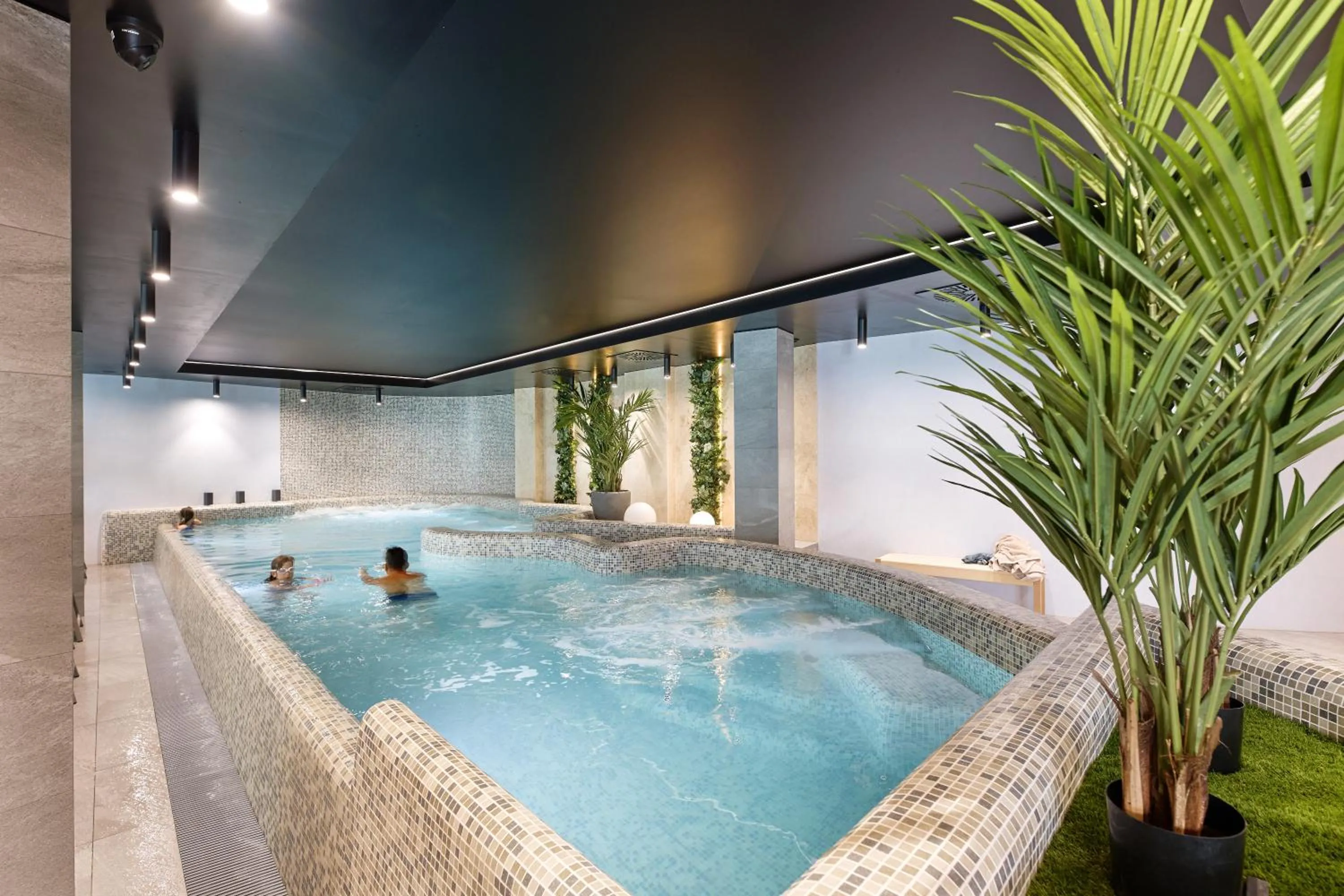 Pool view in Resort Baltic Waves Apartments - Pool & Spa