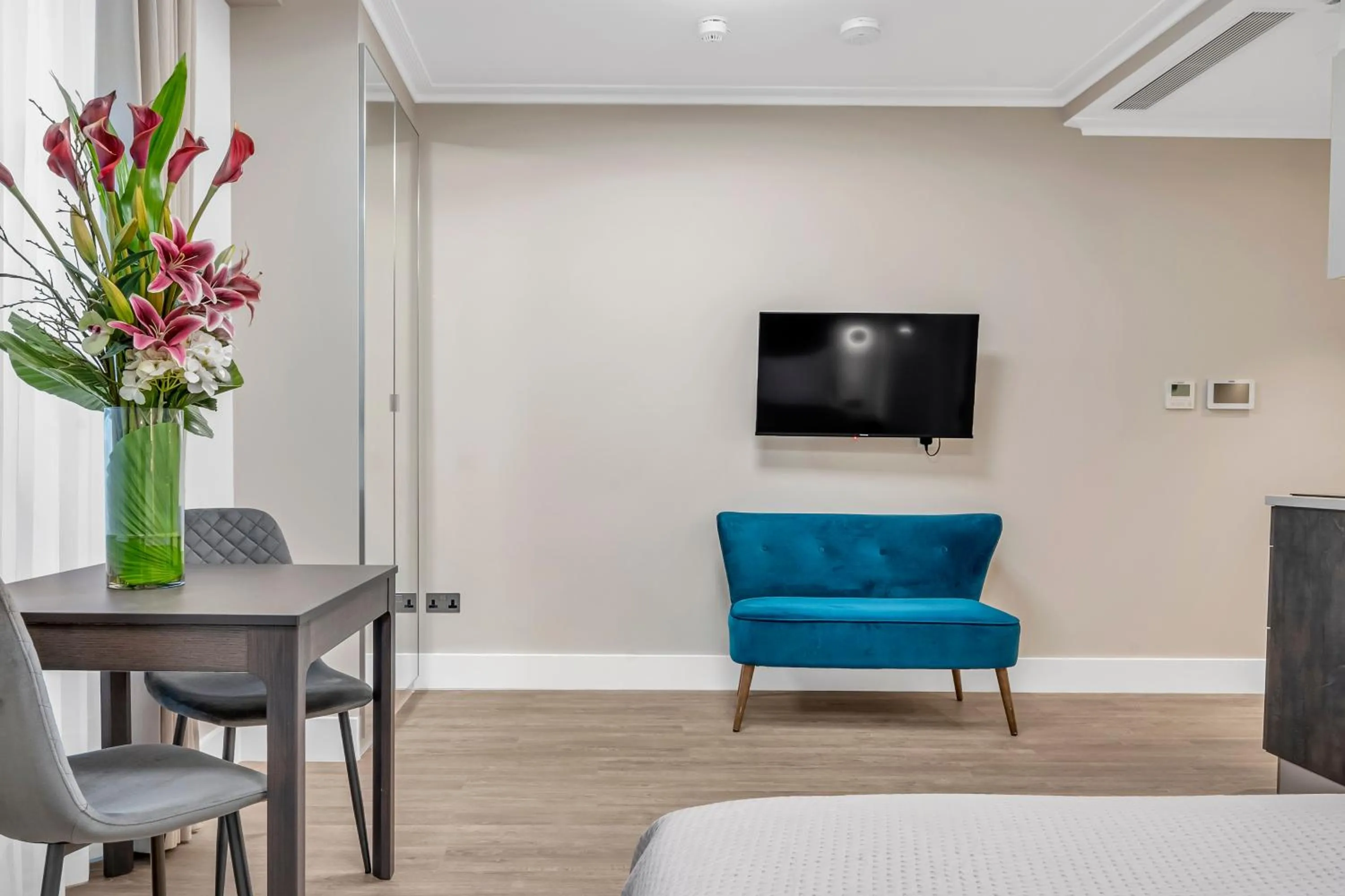 Living room in Cleveland Residences Bloomsbury