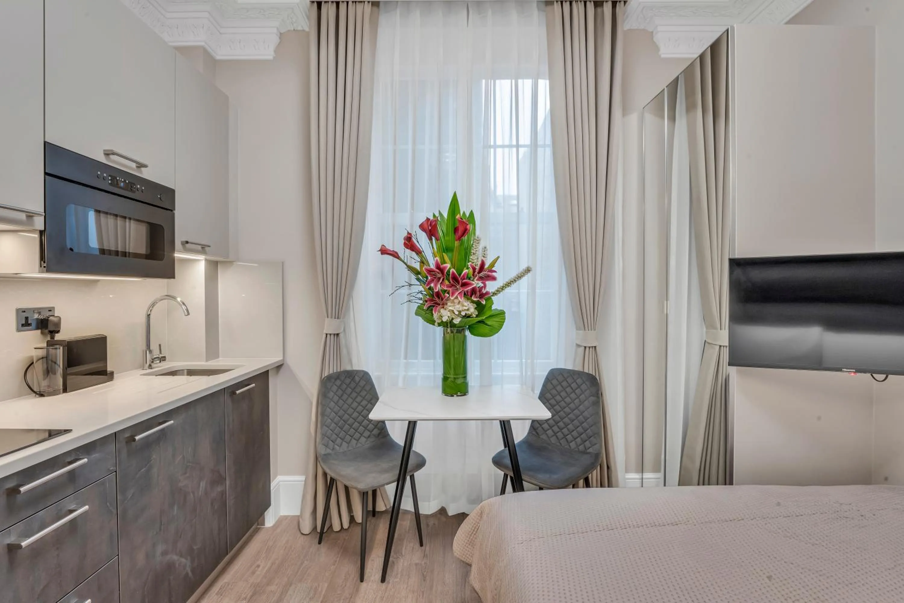 Kitchen or kitchenette, Bed in Cleveland Residences Bloomsbury
