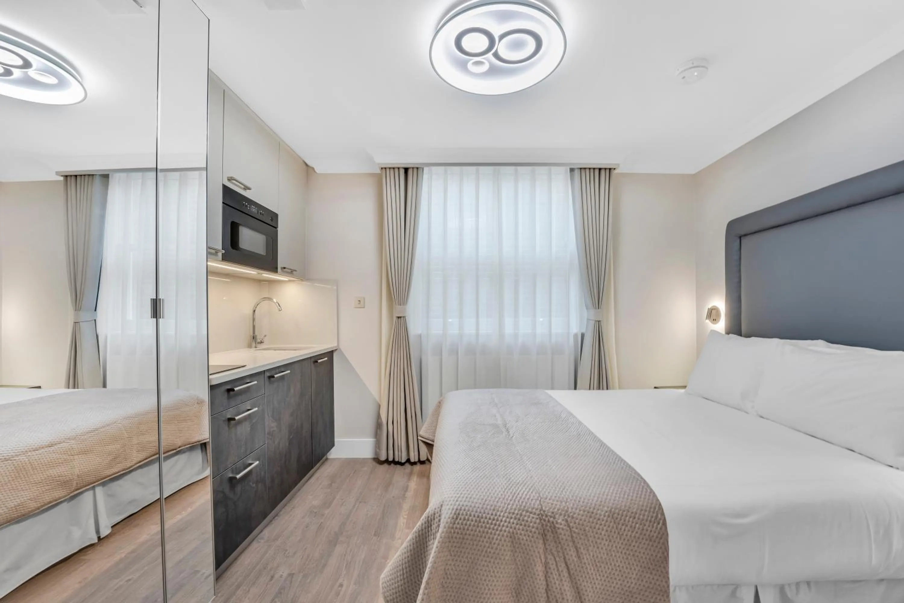 Bed in Cleveland Residences Bloomsbury