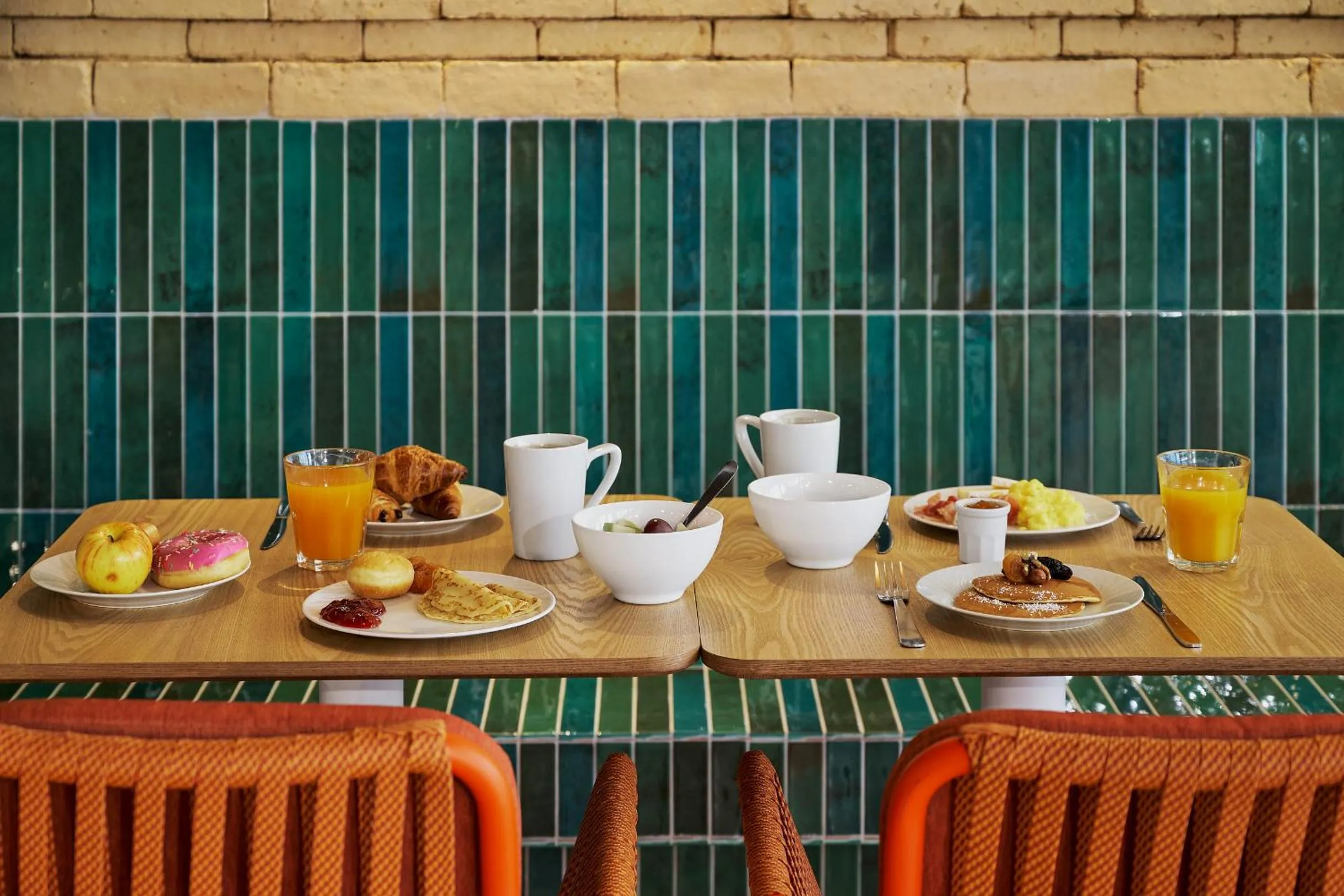 Breakfast in Hôtel Ligo by HappyCulture