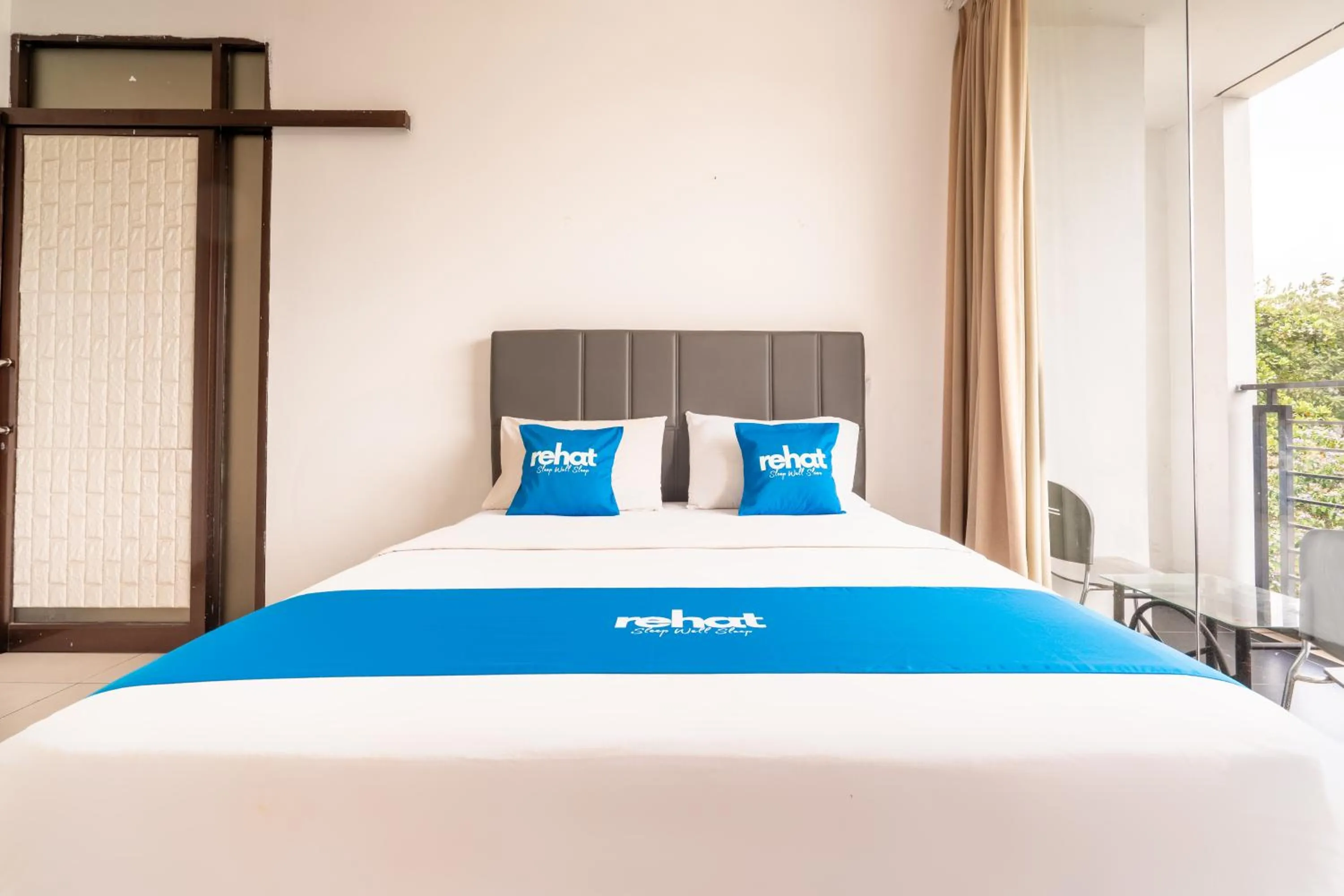 Bed in Rehat at Dago Sky Hotel