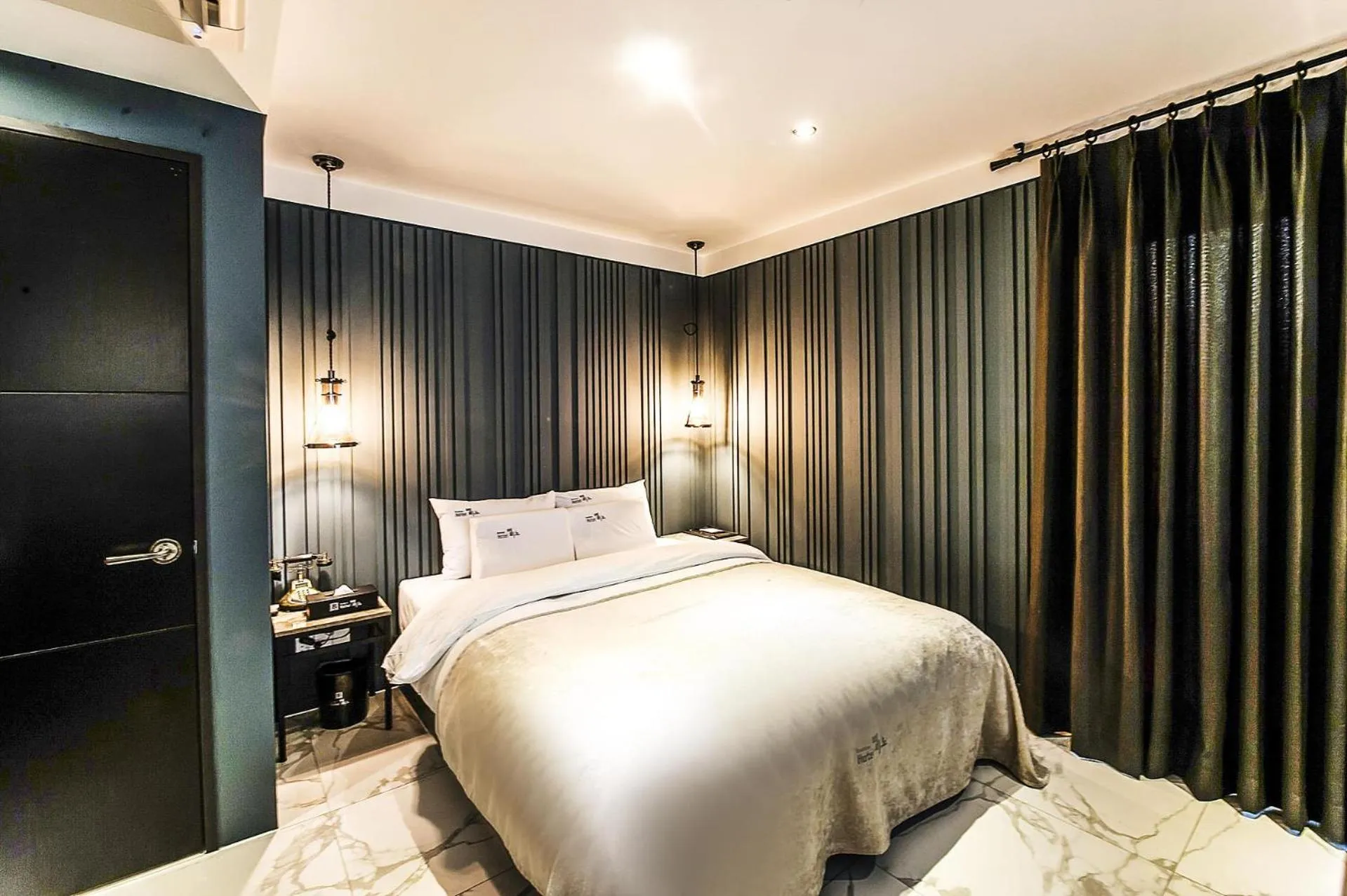 Bed in Bellino Hotel