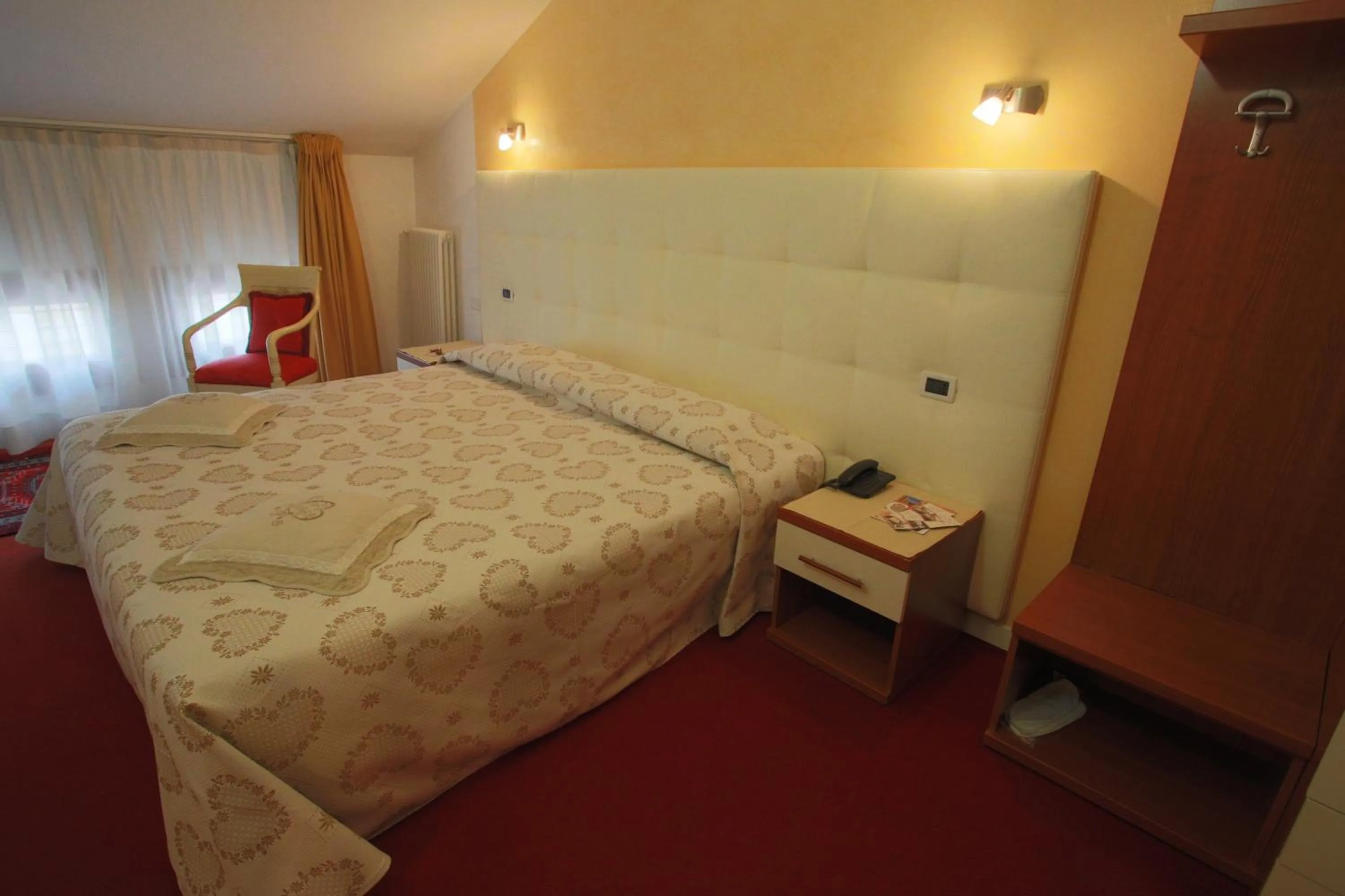 Bedroom, Bed in Hotel Roma