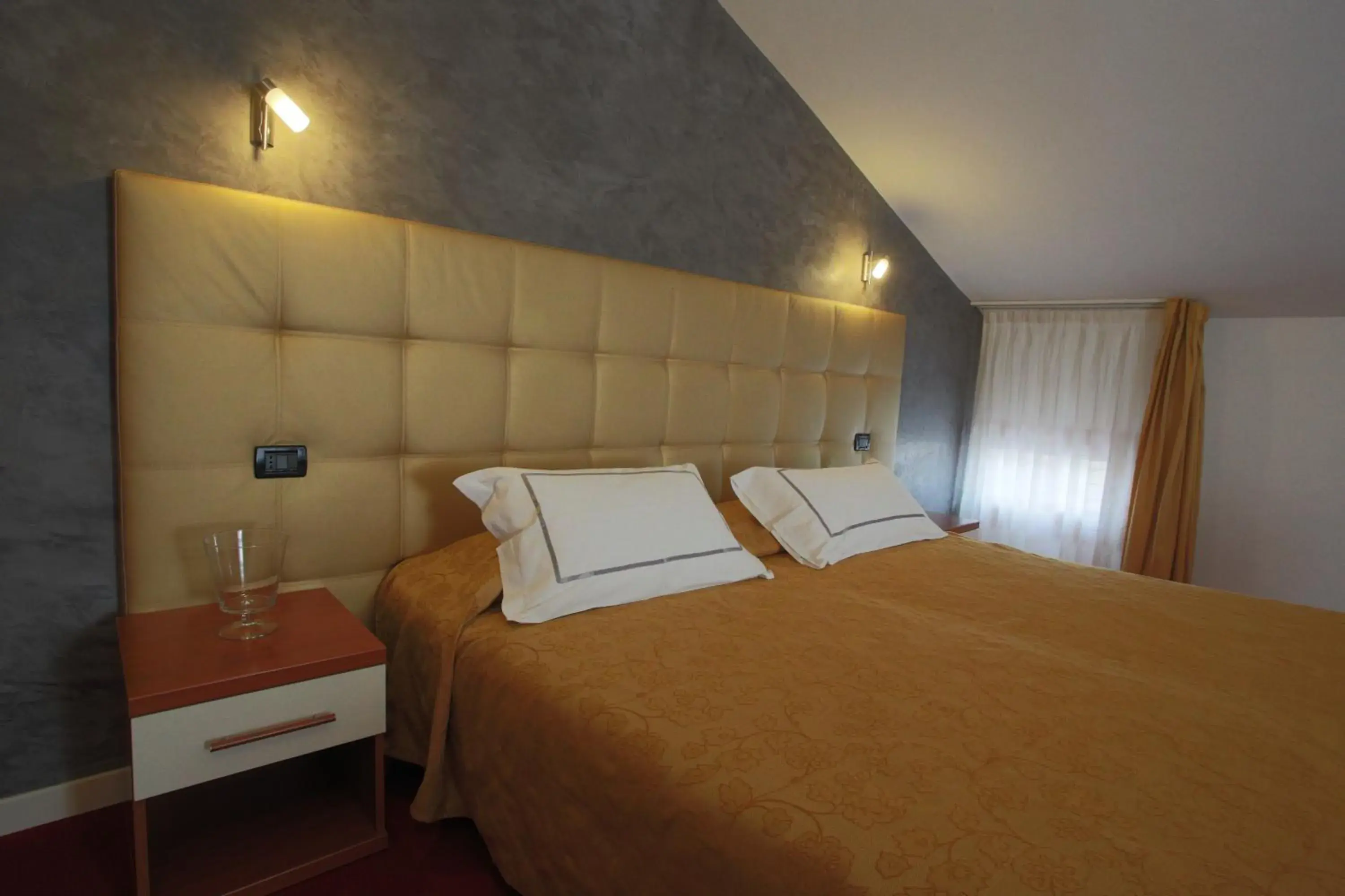 Junior Suite in Hotel Roma Junior Suite in Hotel Roma