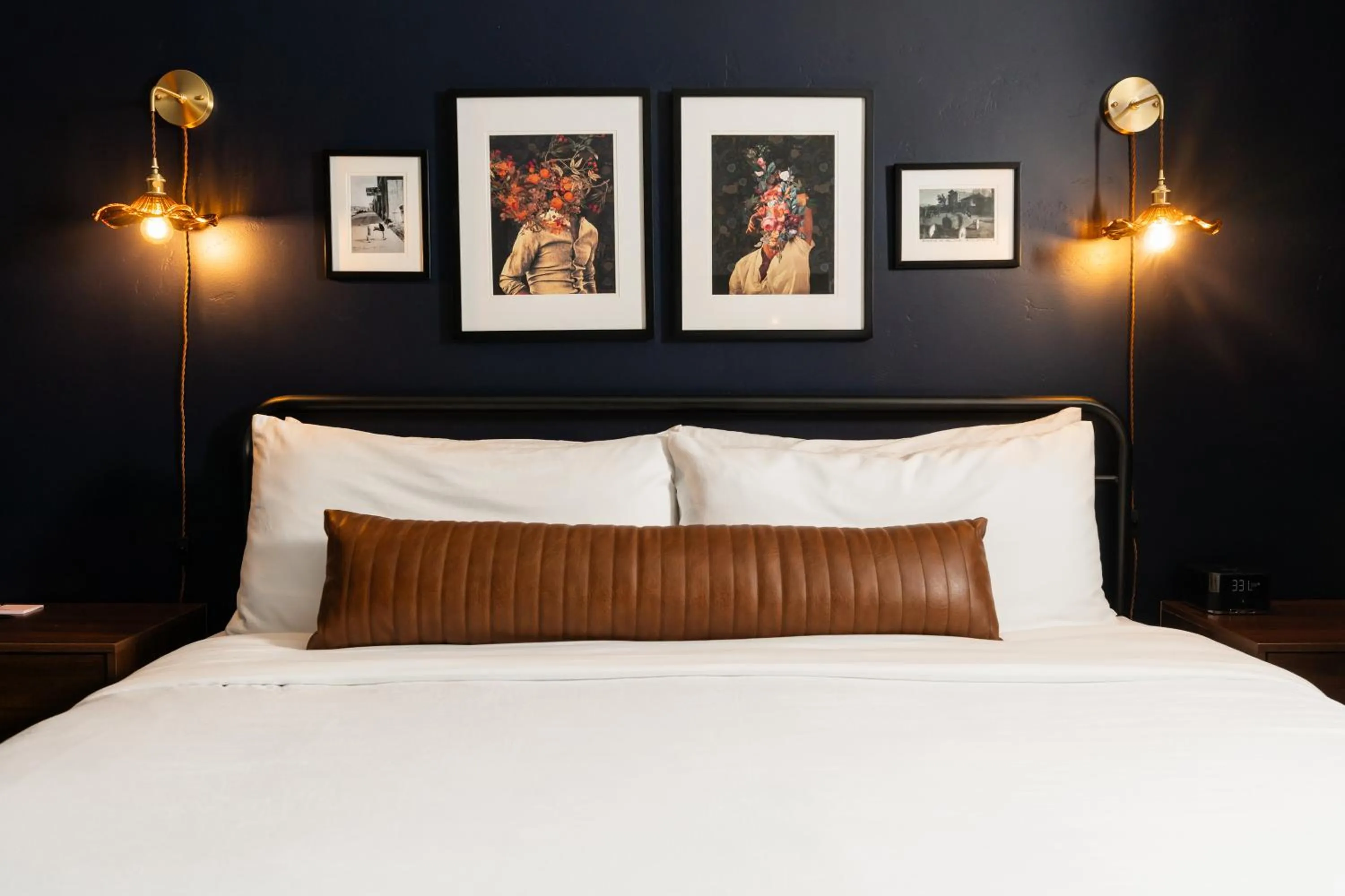 Bed in The Hotel Melrose