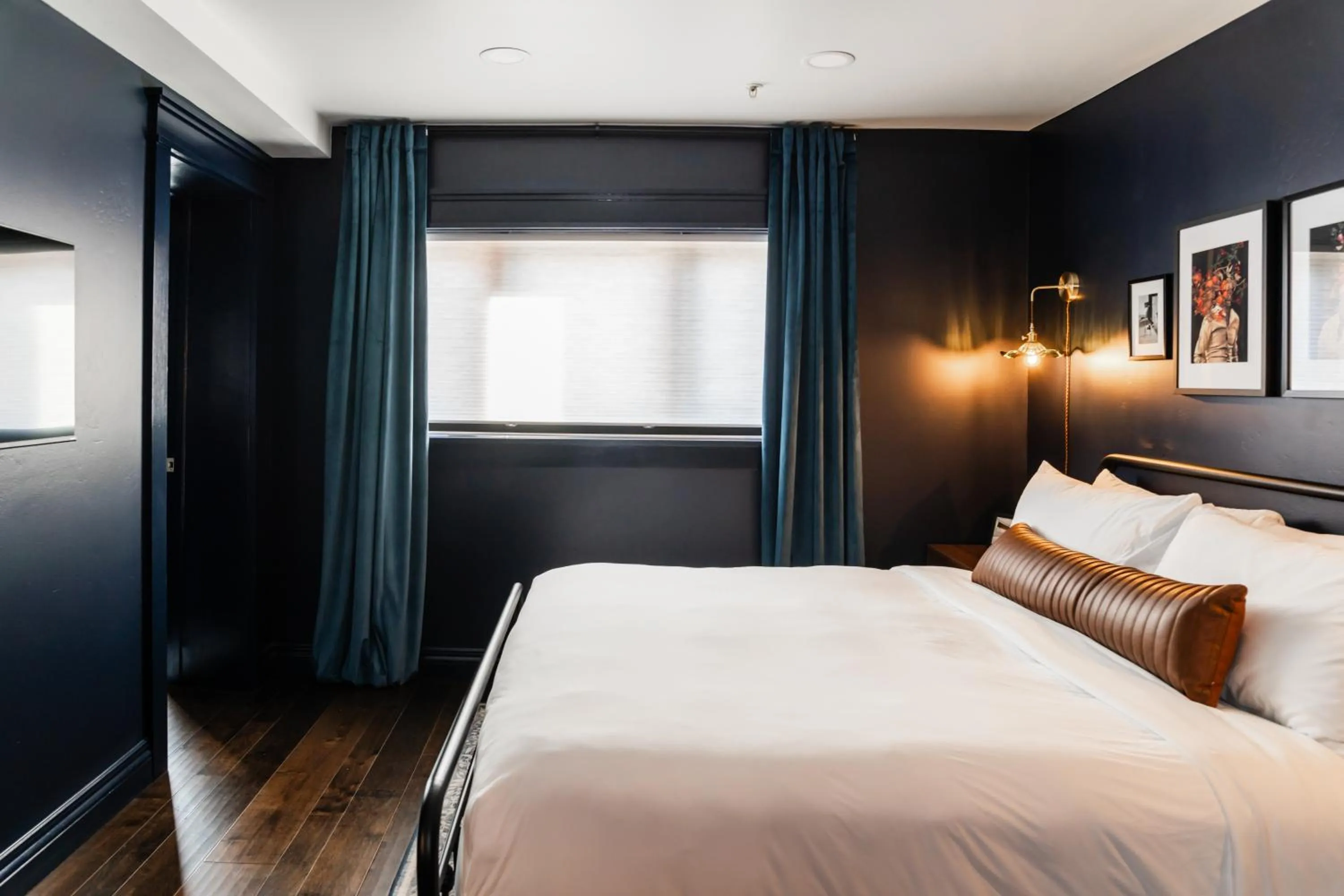 Bed in The Hotel Melrose