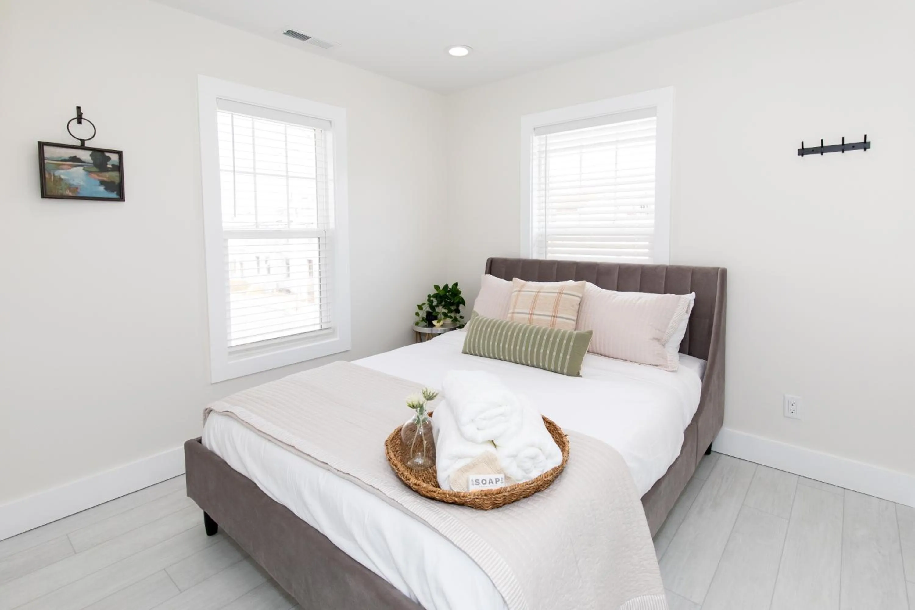 Property building, Bed in Inn At Fulton Boutique Hotel