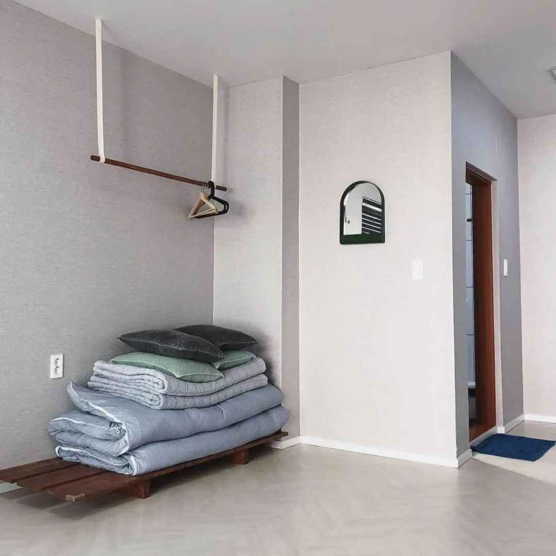 Bed in Yang Yang Surfers Paradise Stay