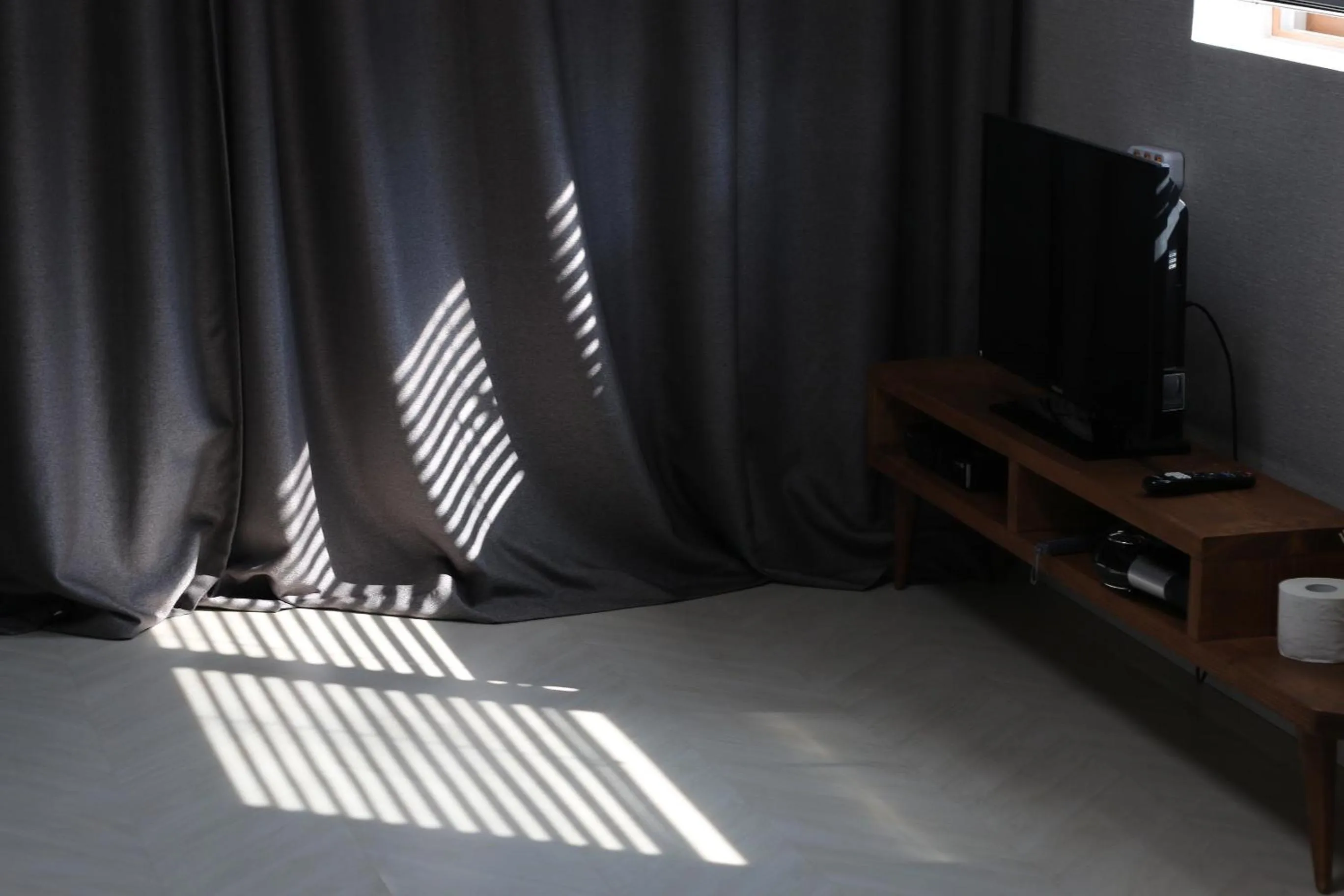 Yang Yang Surfers Paradise Stay