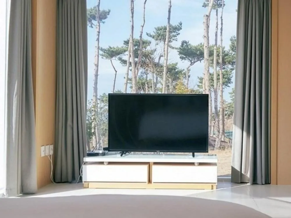 The Mare Pool Villa Pension