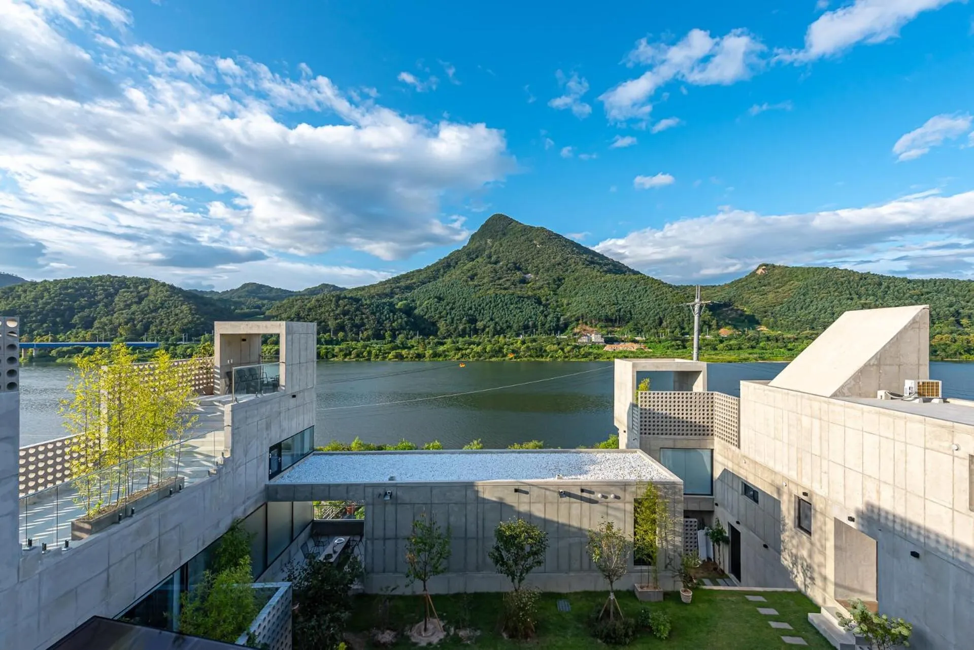 Chuncheon Onda Poolvilla