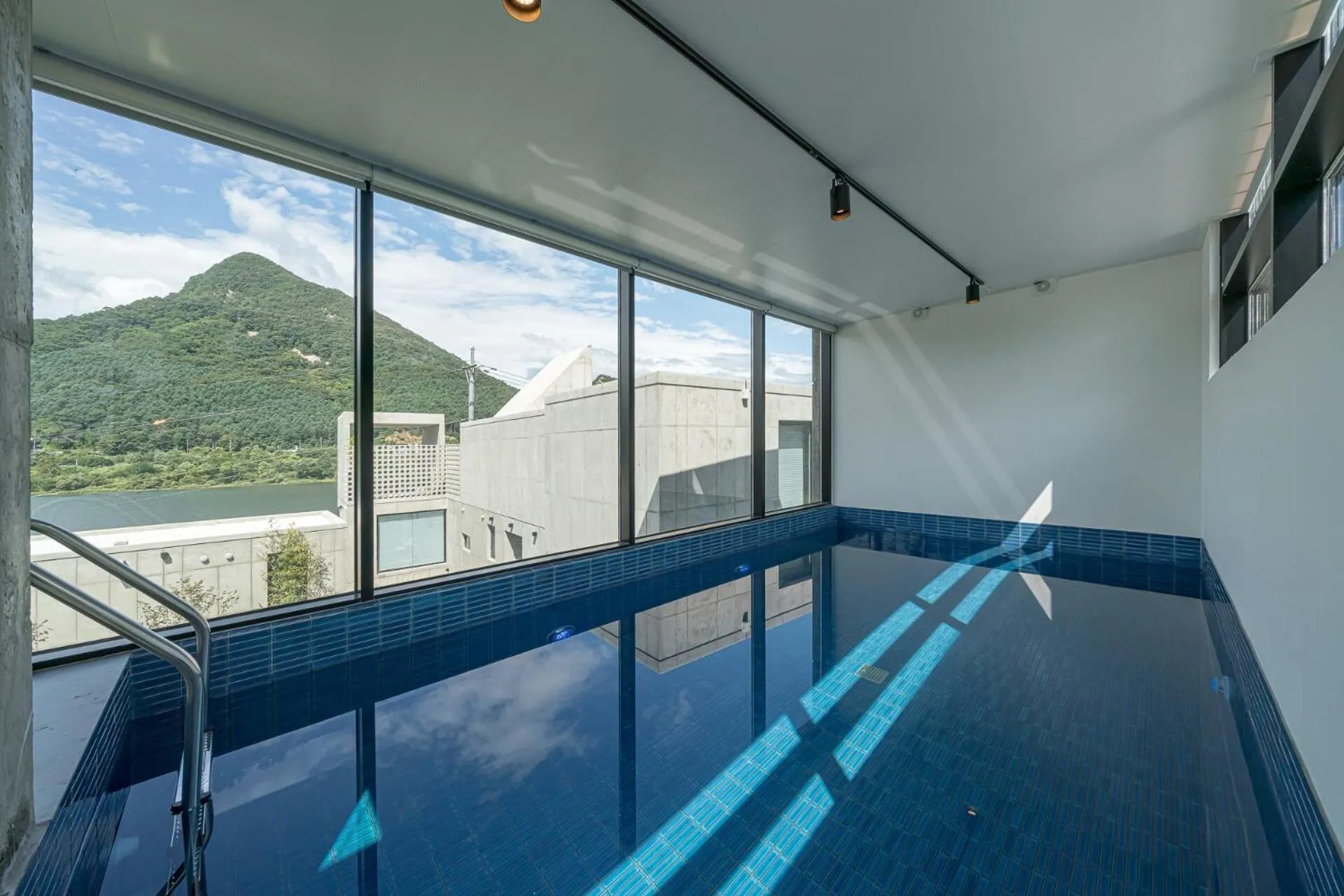 Chuncheon Onda Poolvilla