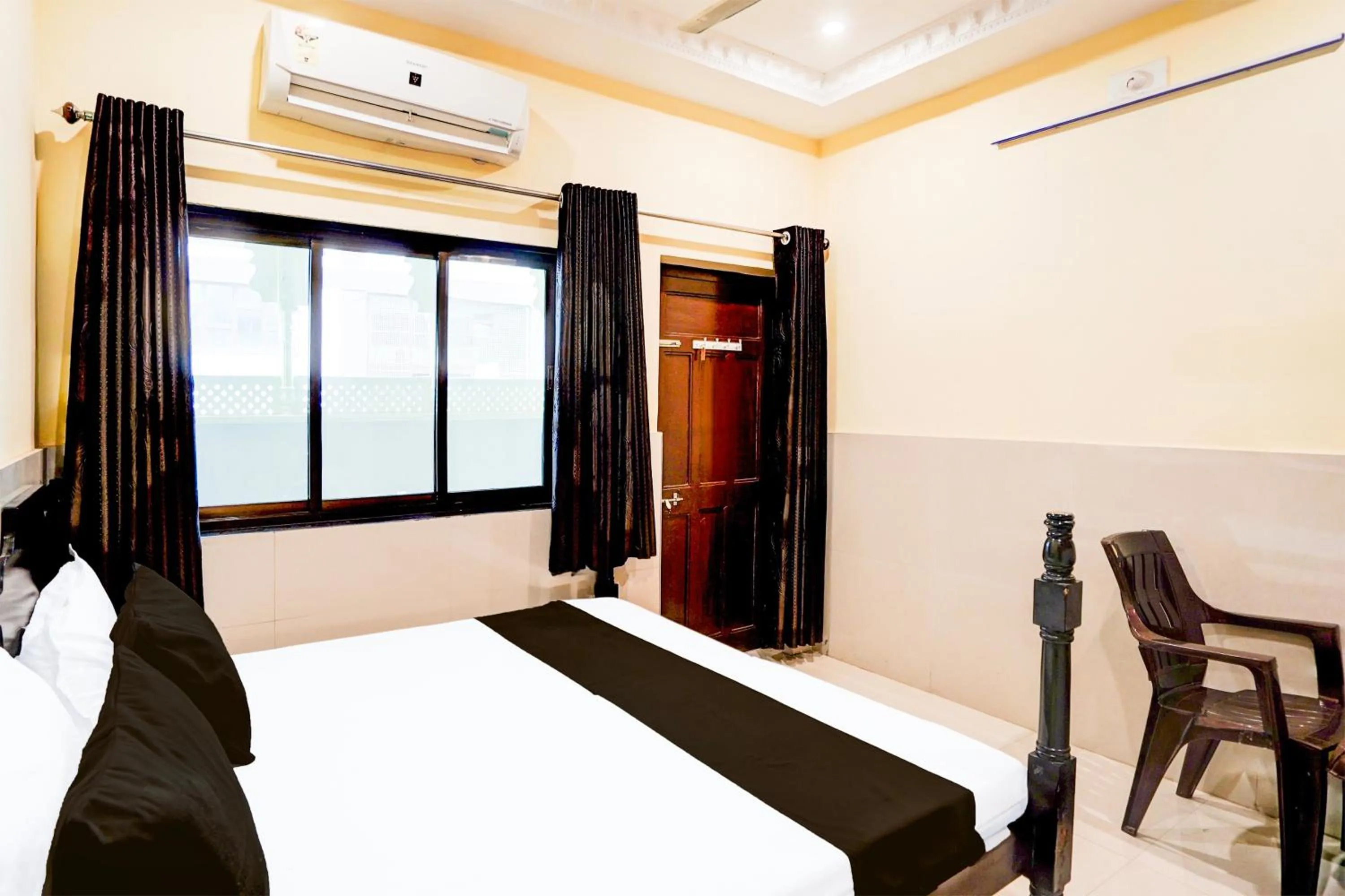 Bedroom, Bed in Hotel O Bhanwar Villa