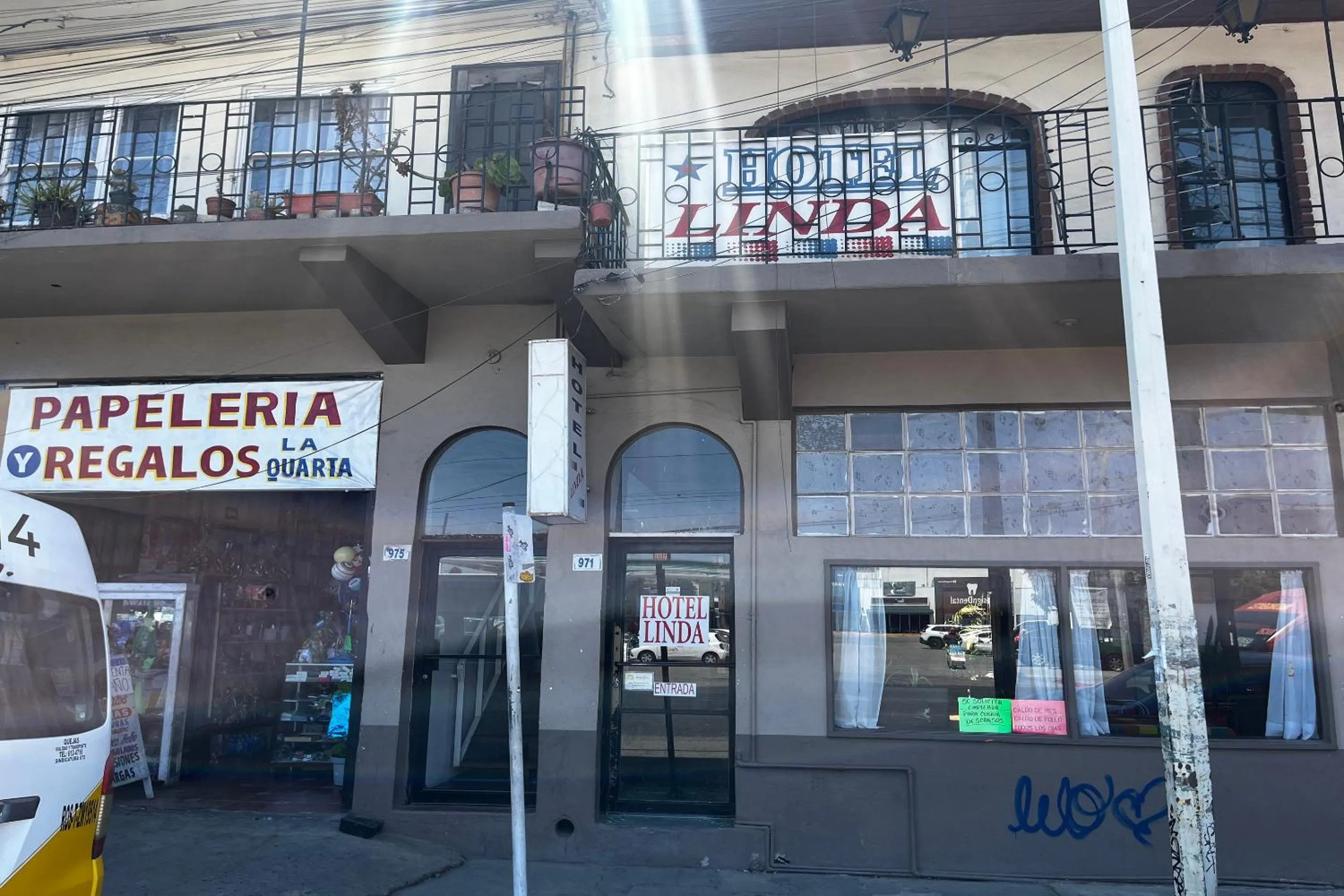 Facade/entrance in OYO Hotel Linda Tijuana