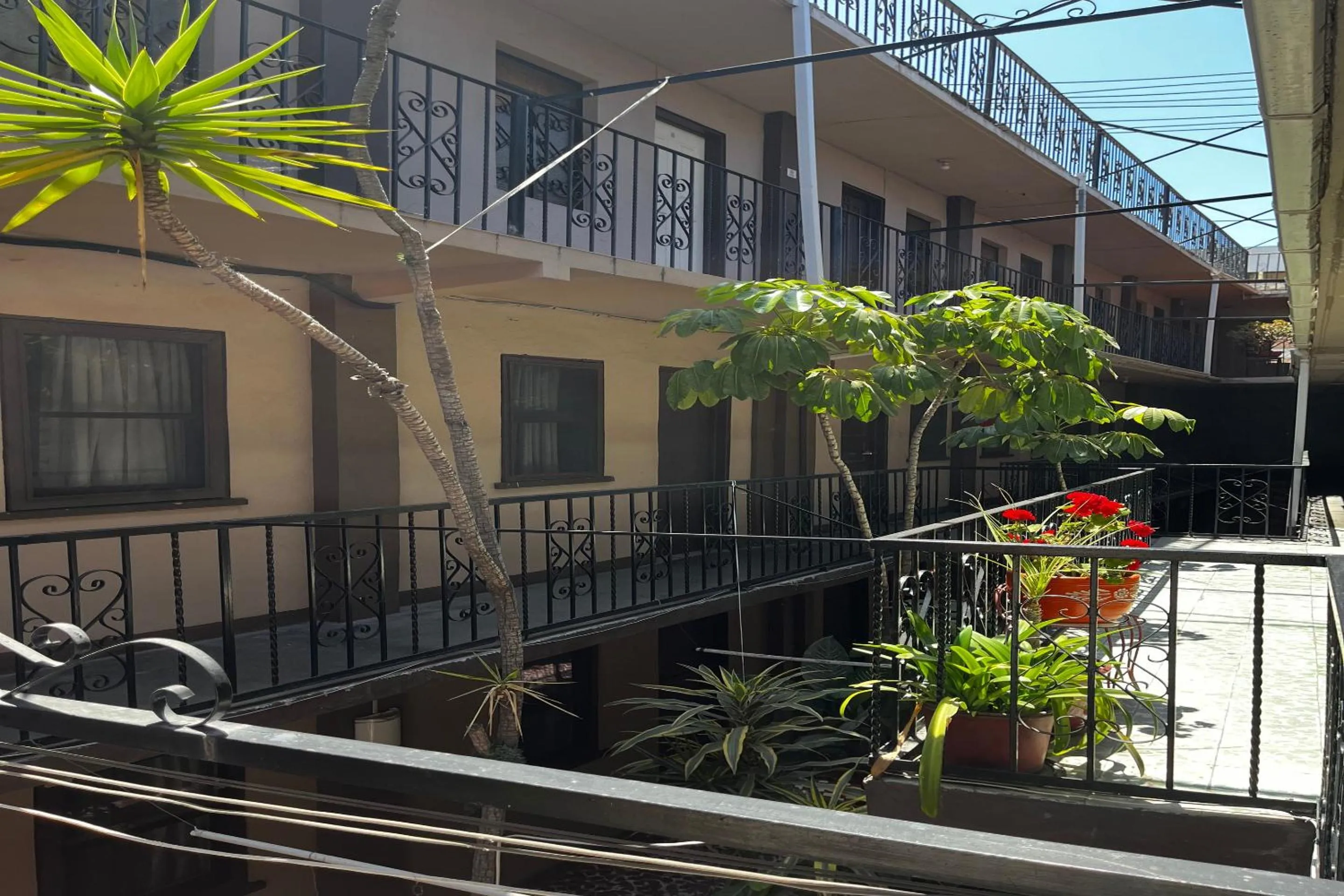 Lobby or reception in OYO Hotel Linda Tijuana