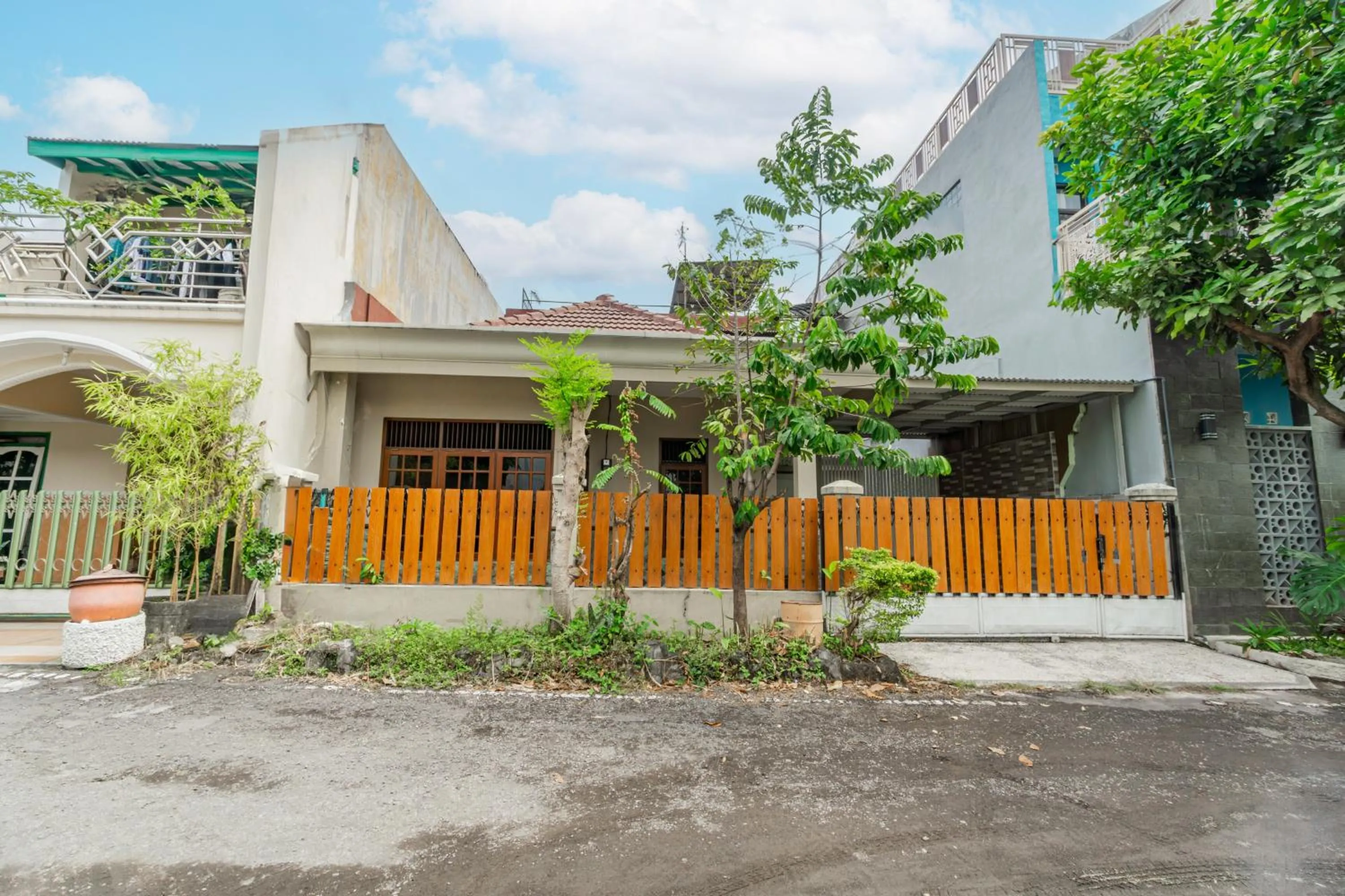 Facade/entrance in Hotel O Anasya Homestay