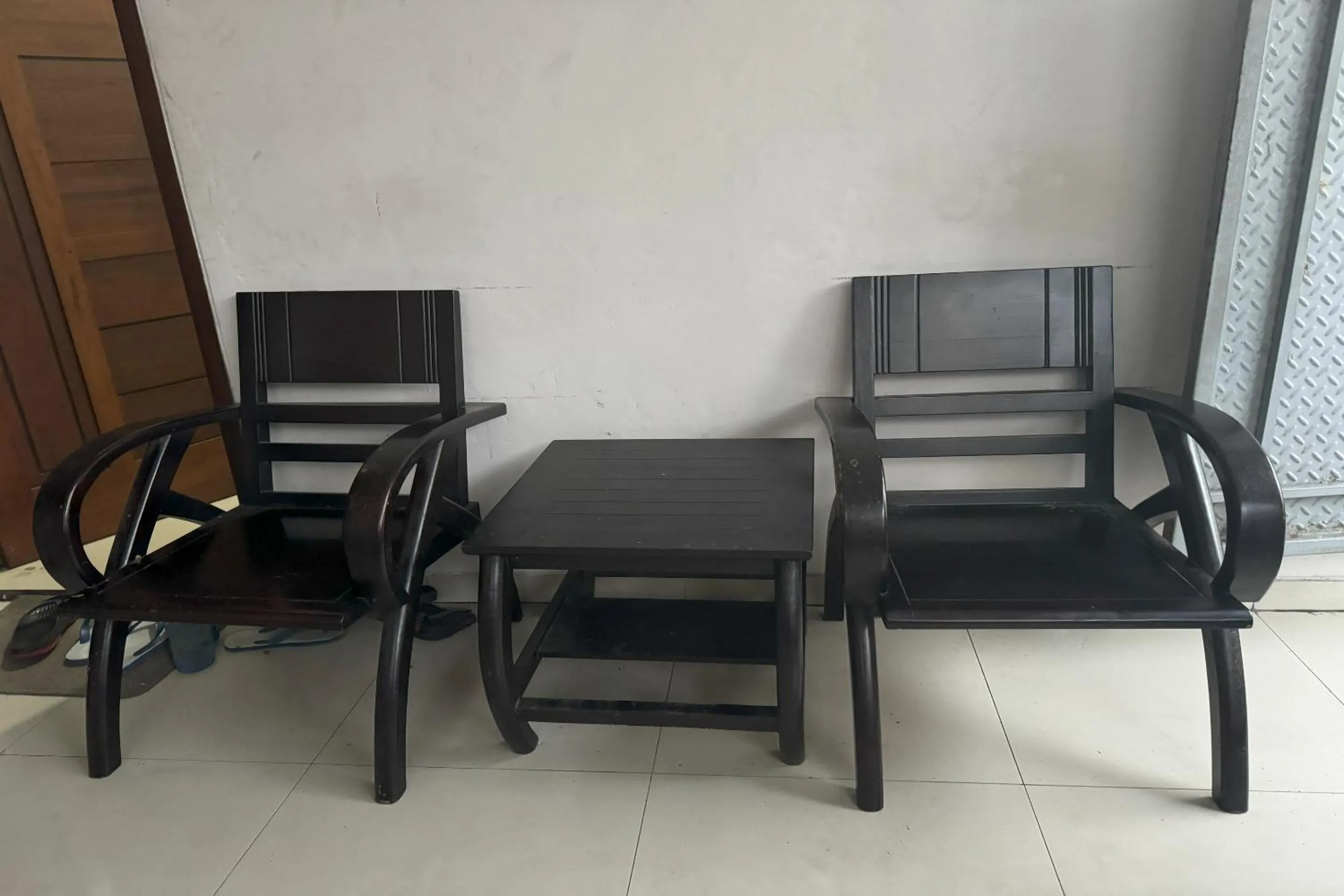 Lobby or reception in Hotel O Kost Aisyah Near Citra Grand Galesong City(Pattalassang)