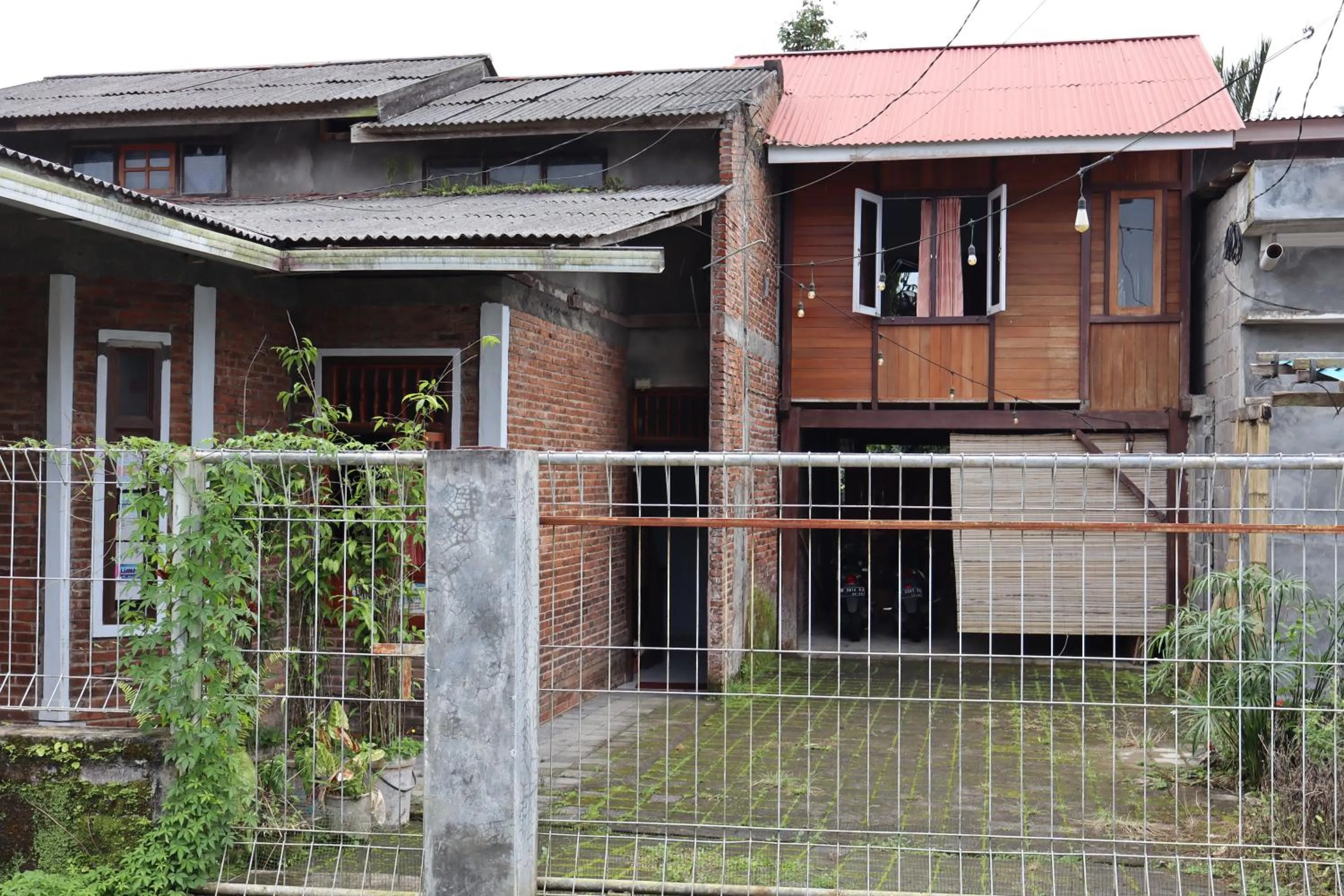 Property building in Chrisma Bed and Breakfast