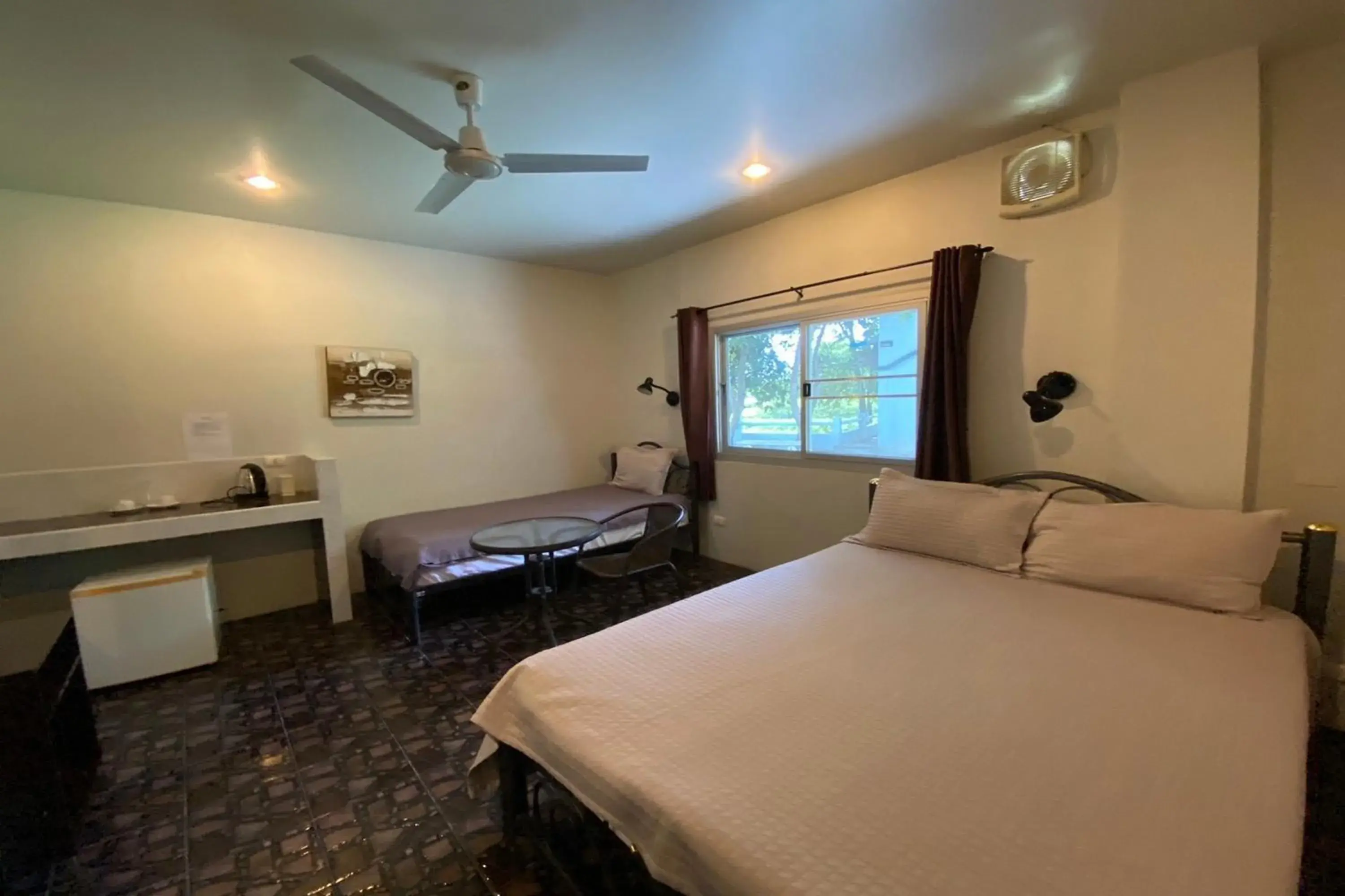 Standard Twin Room in Baan Sanuan Resort Standard Twin Room in Baan Sanuan Resort