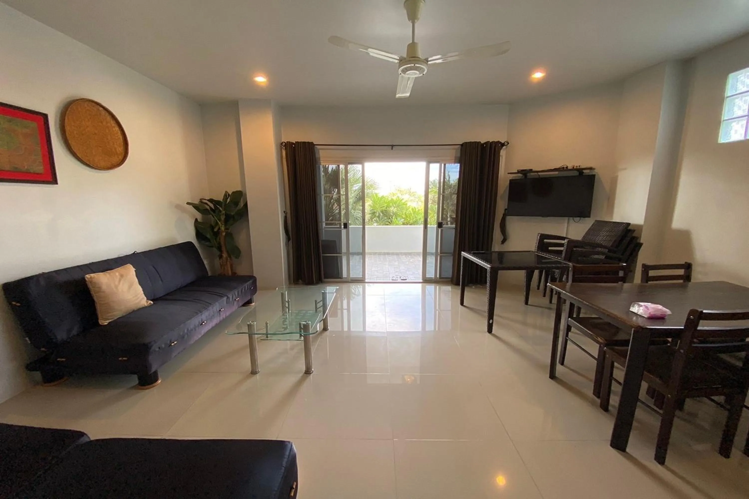 TV and multimedia in Baan Sanuan Resort