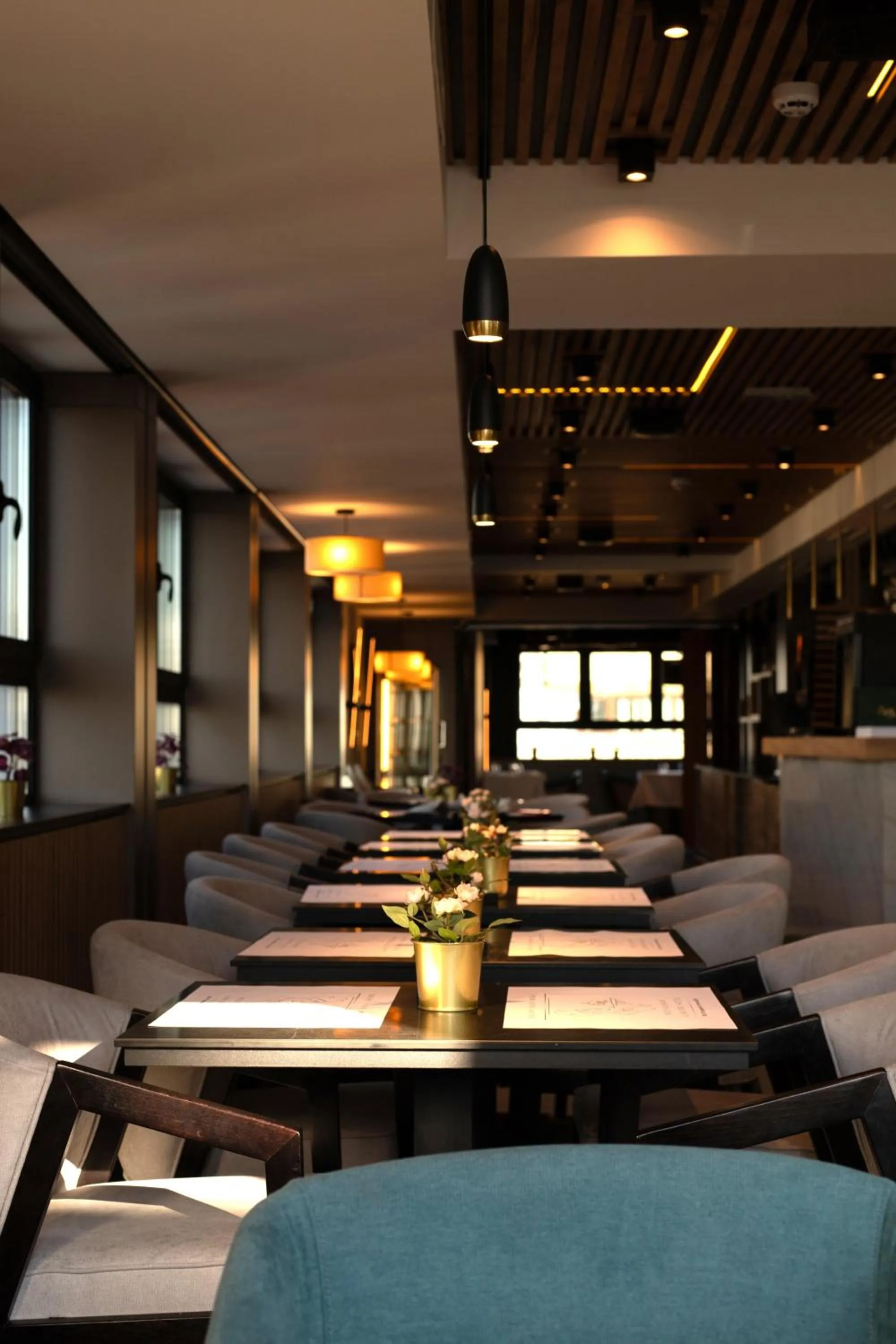 Restaurant/places to eat in Lumière Hotel Pool & SPA