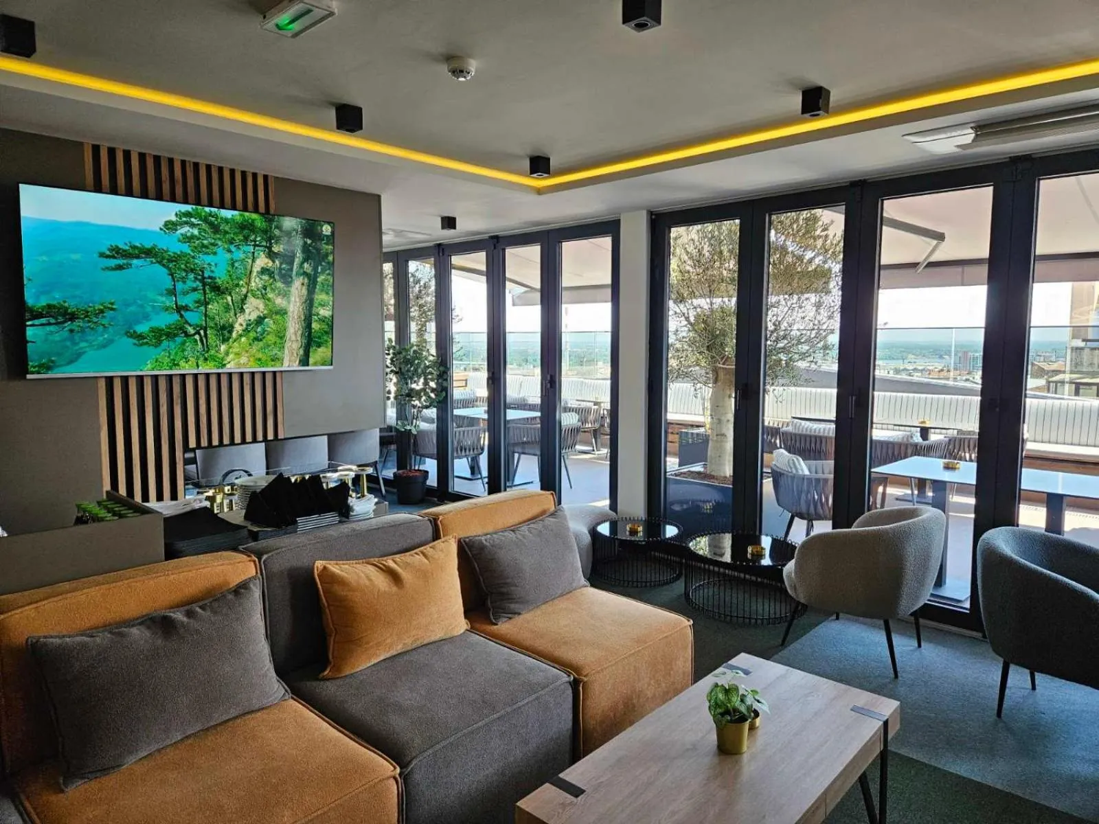 Lounge or bar in Lumière Hotel Pool & SPA