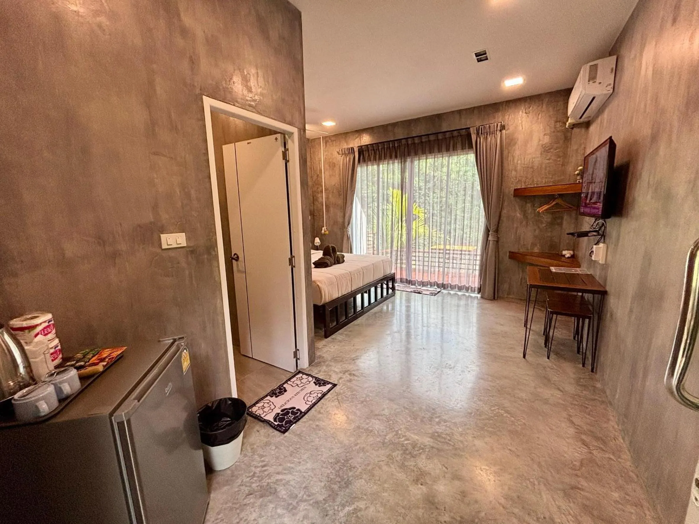 BAAN APA ERAWAN Resort