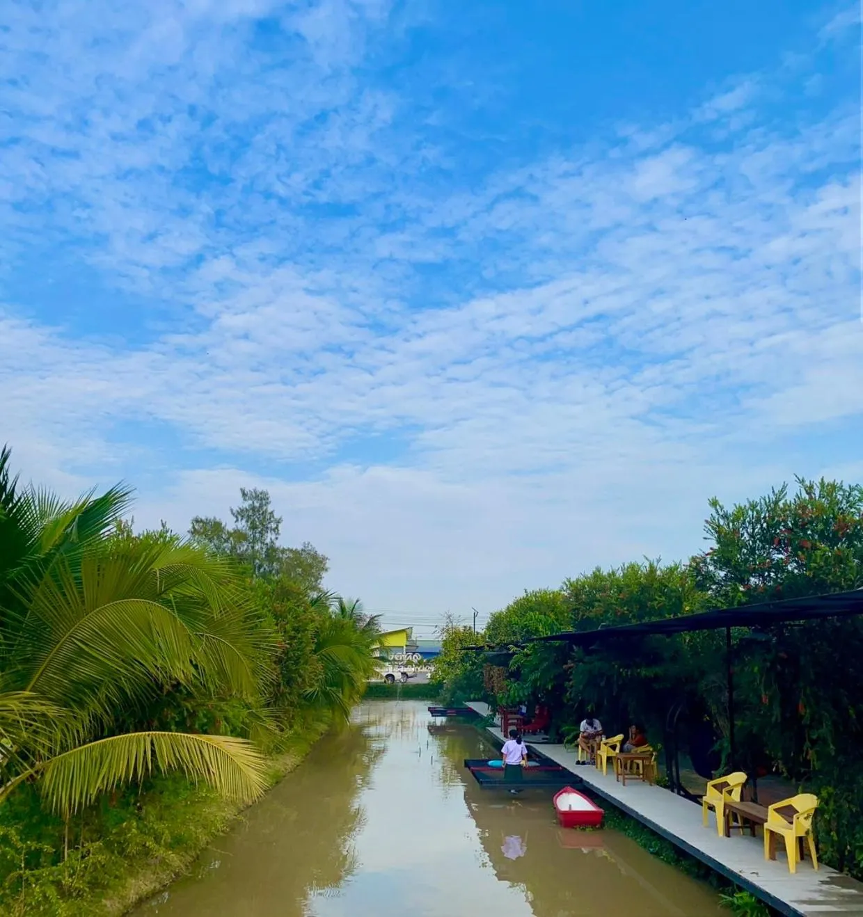 Klong Cafe & Resort