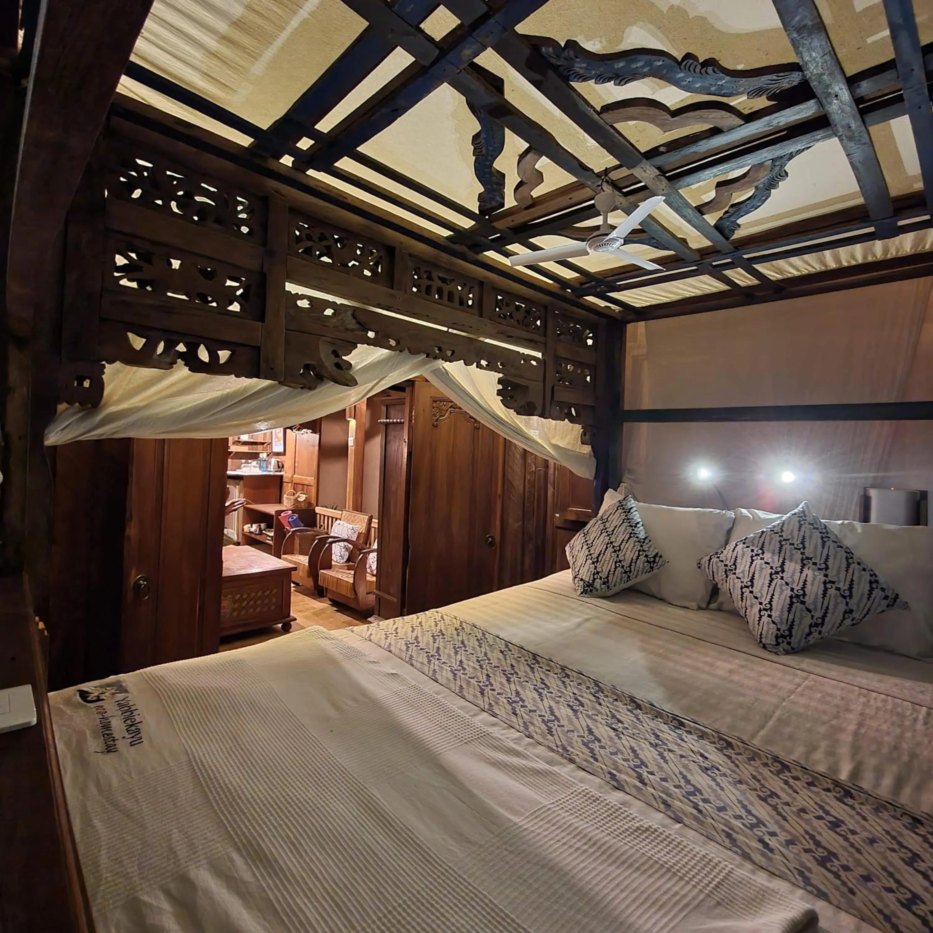 Property building, Bed in Yabbiekayu