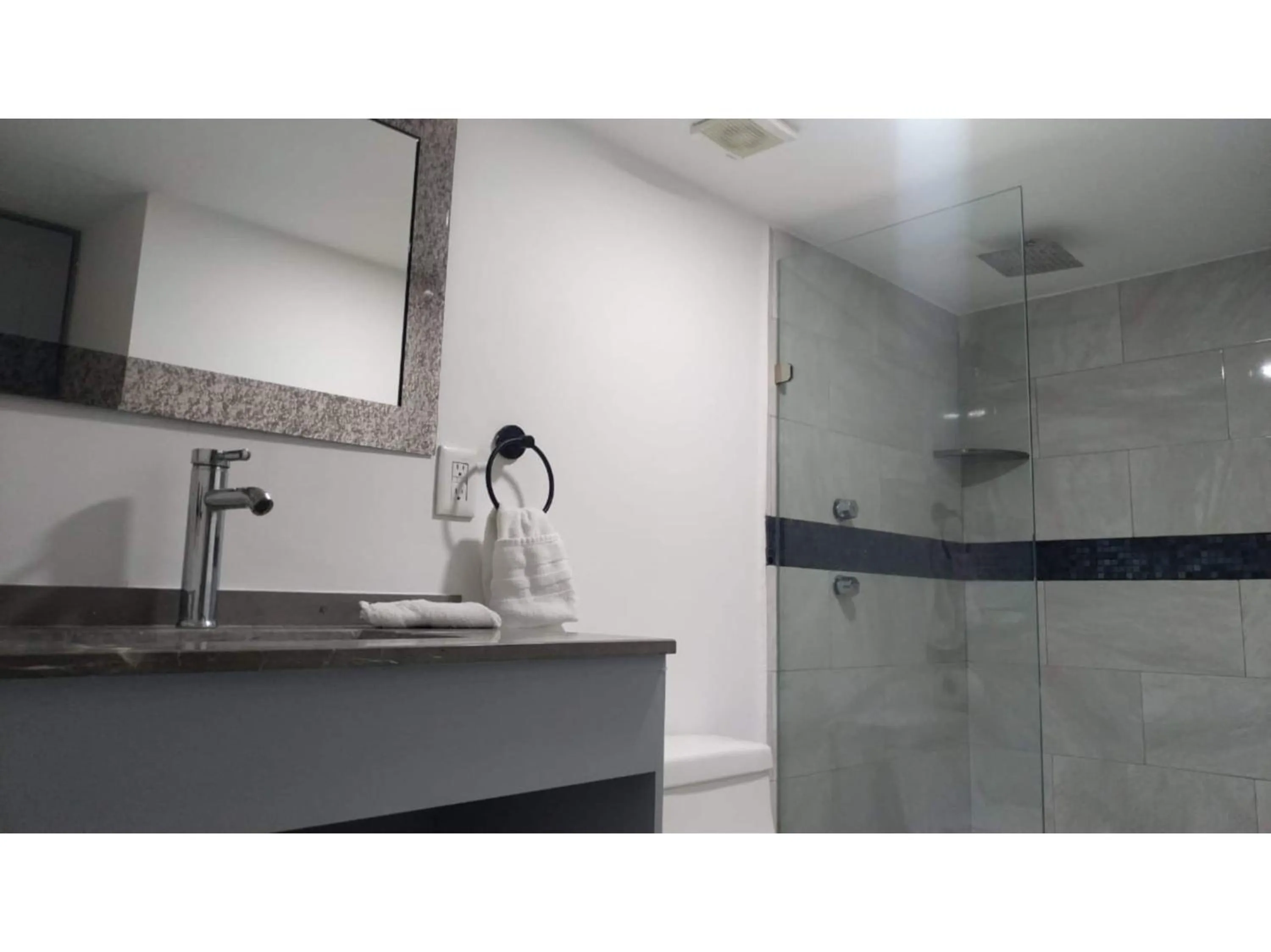 Bathroom in Collection O Morgan City Center, Los Cabos