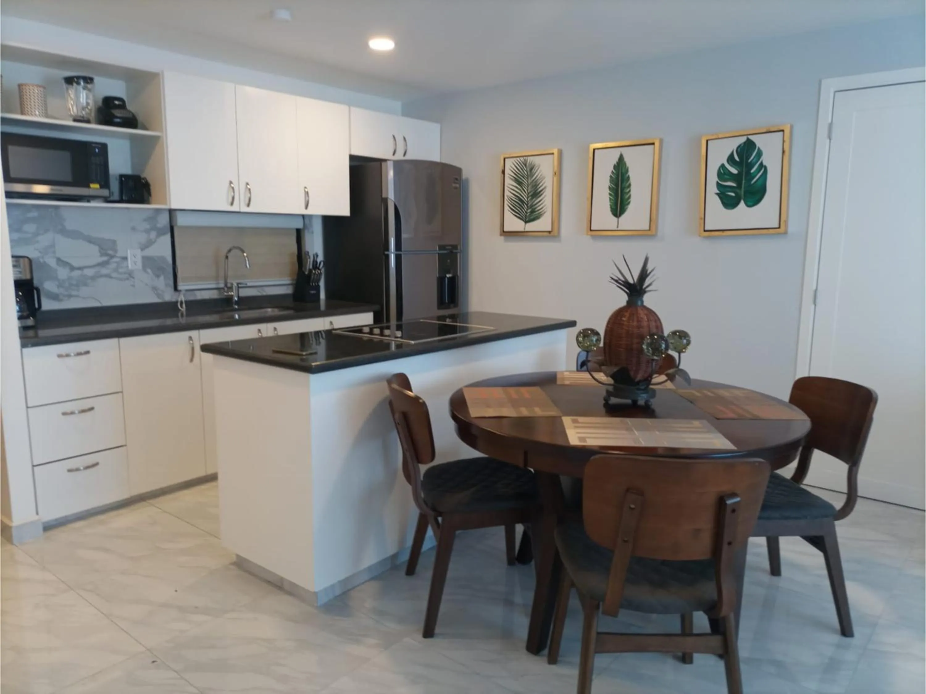 Kitchen or kitchenette in Collection O Morgan City Center, Los Cabos