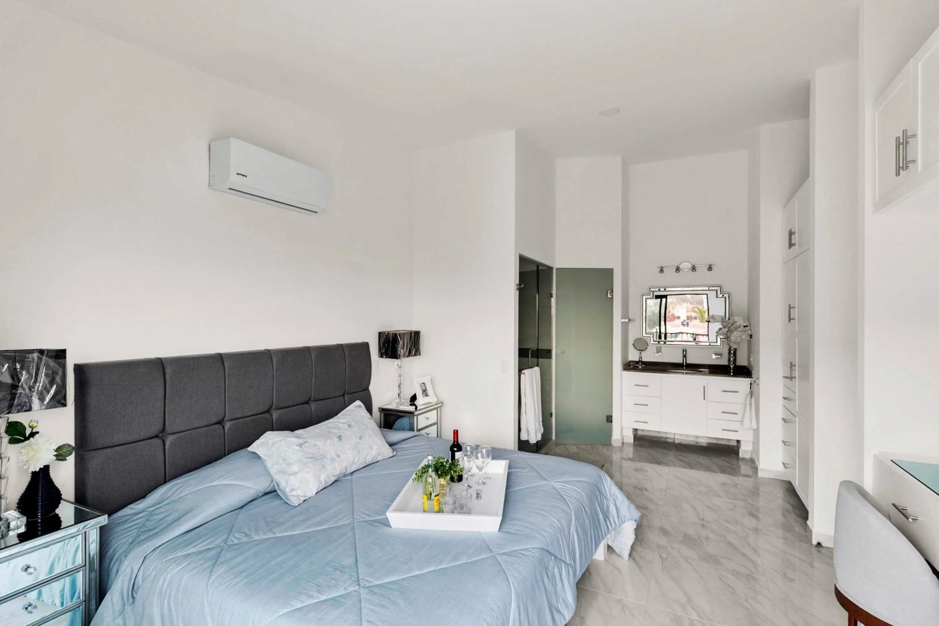 Bedroom in Collection O Morgan City Center, Los Cabos