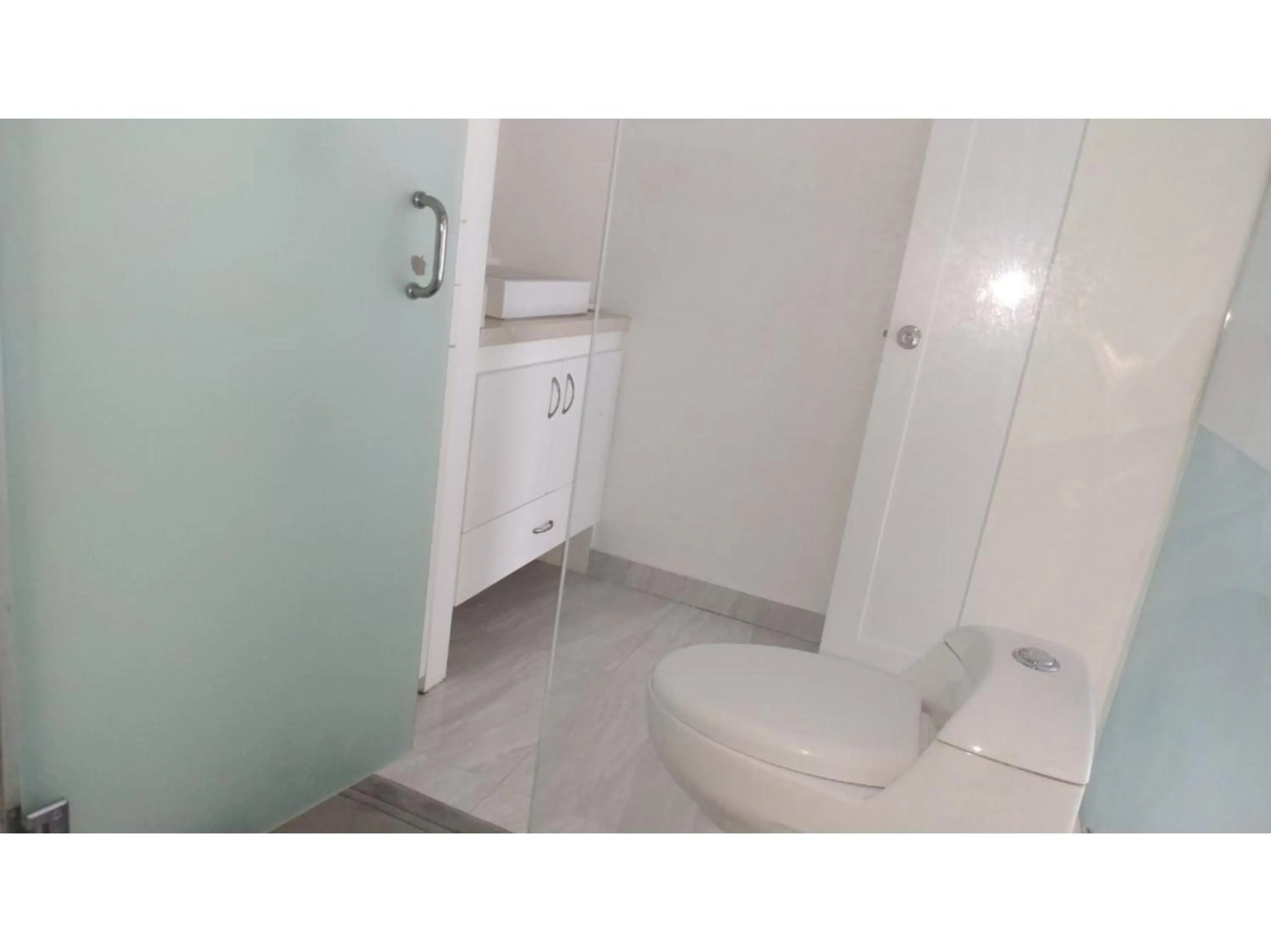 Toilet in Collection O Morgan City Center, Los Cabos