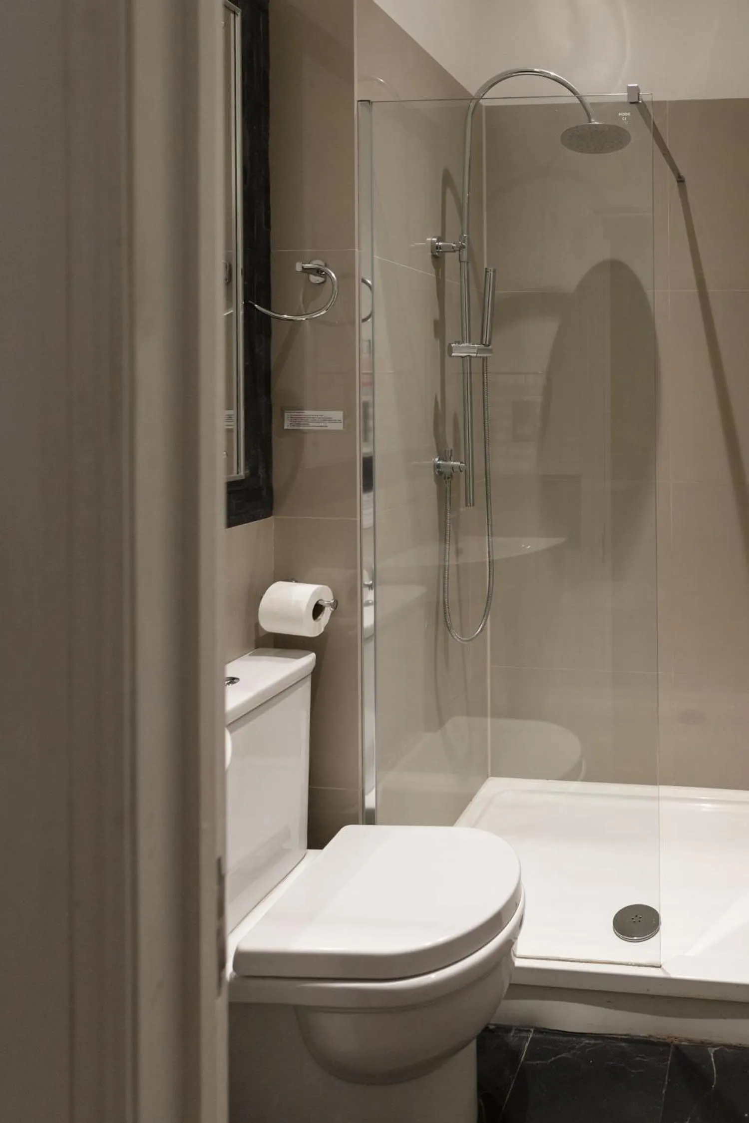 Bathroom in EBS London Stay