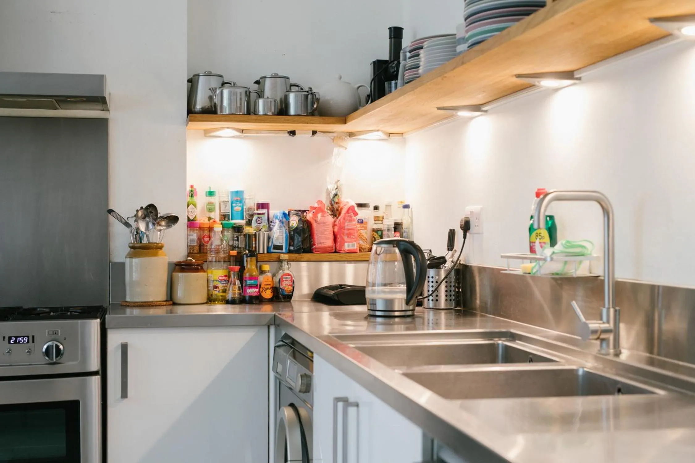 Kitchen or kitchenette in EBS London Stay