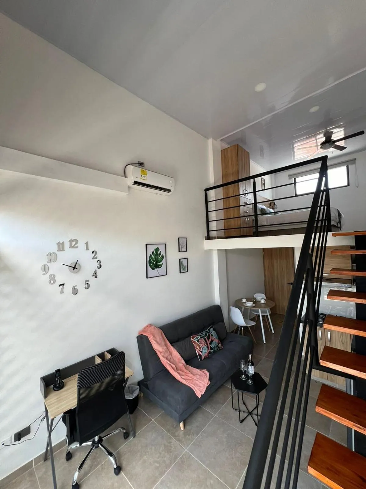 Living room in Central Suites by H&R