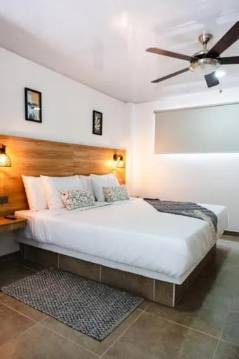 Bed in Central Suites by H&R