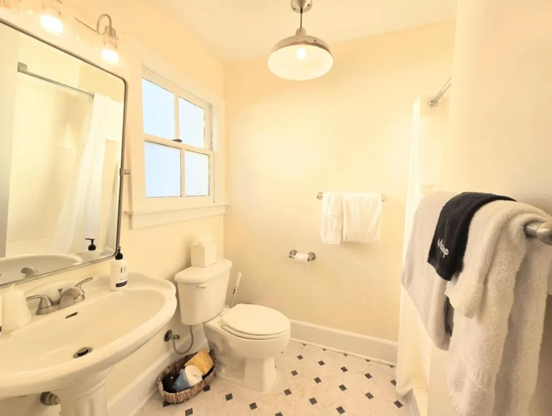 Dennen's Victorian Farmhouse