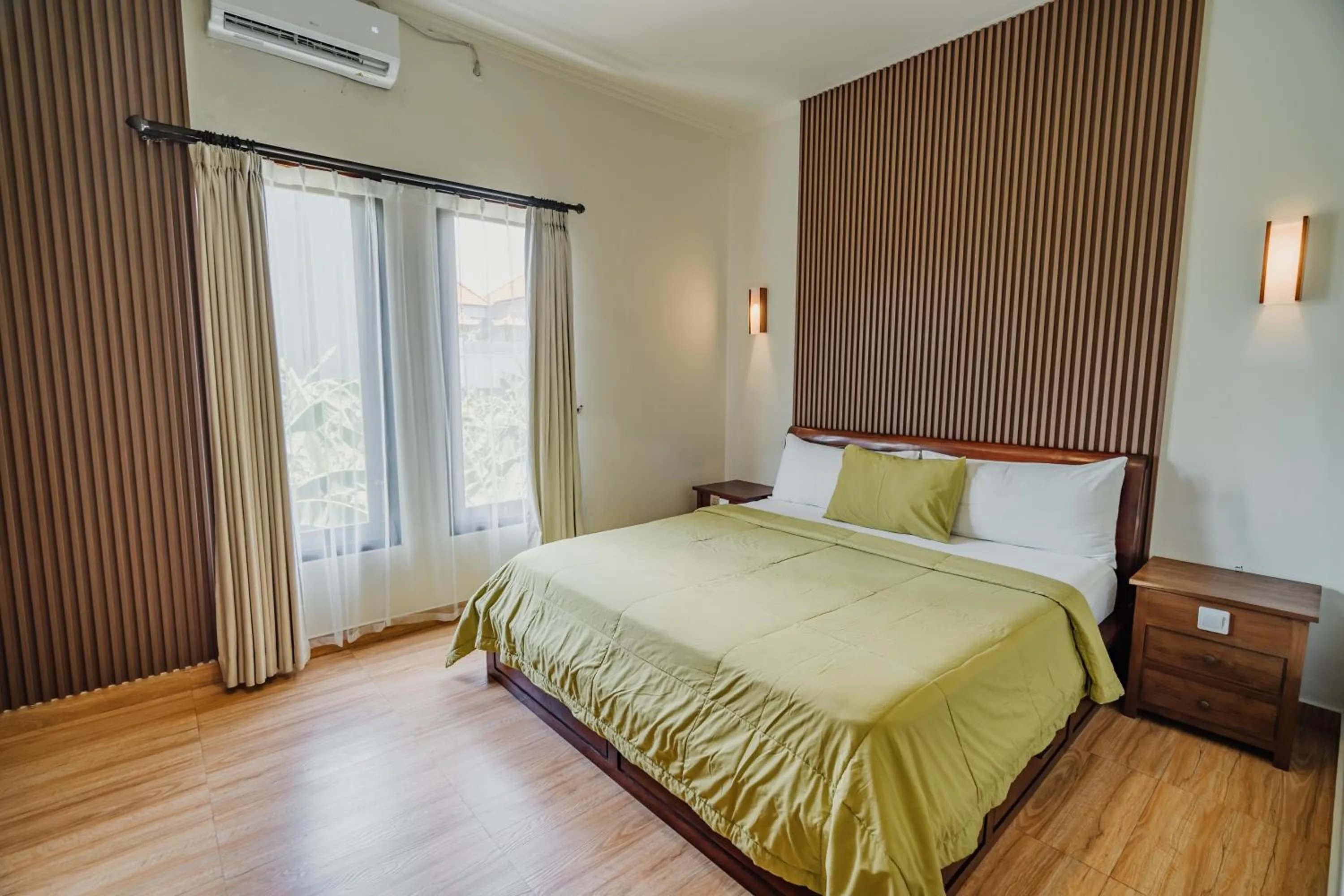 Bed in You Suite Seminyak