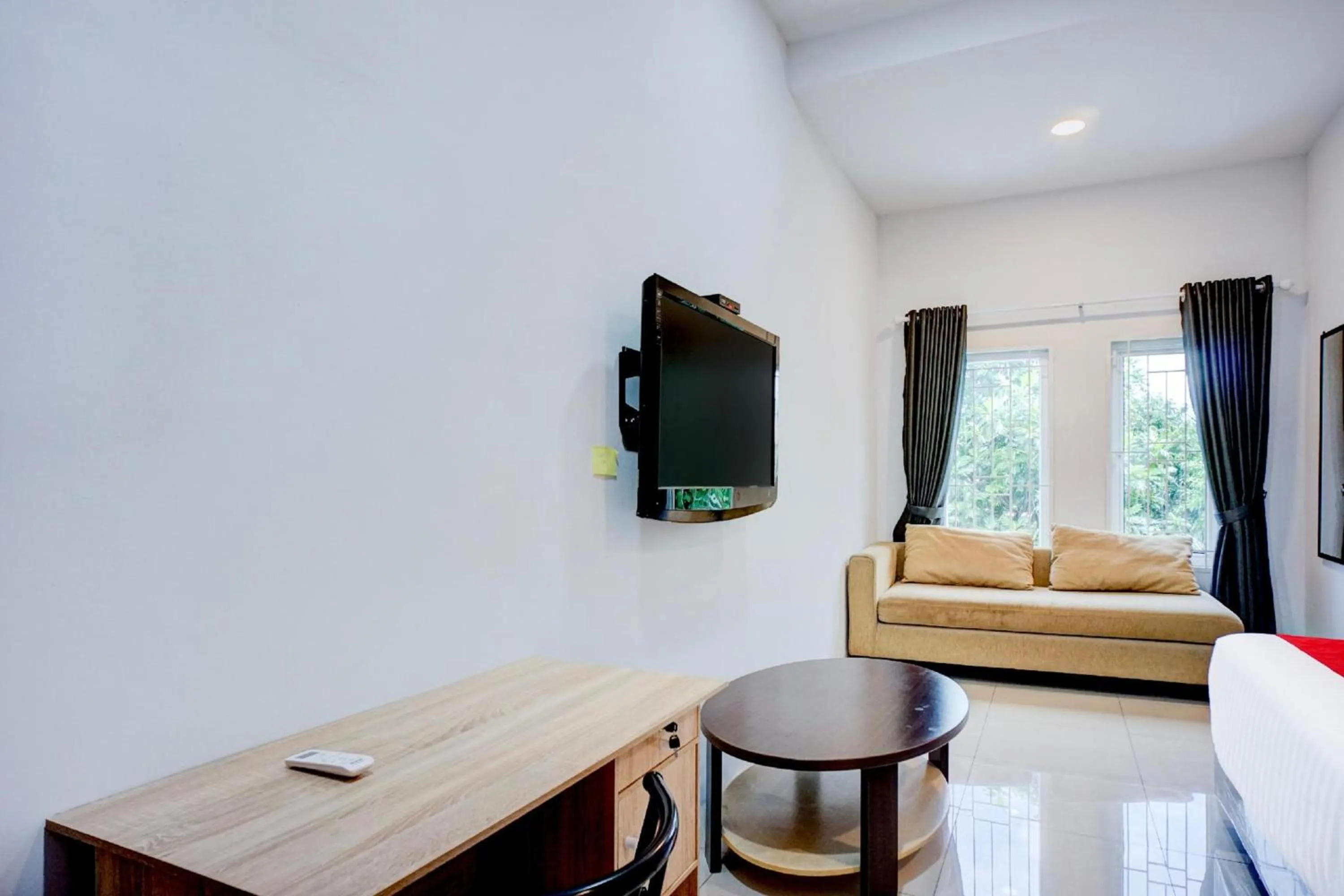 Bedroom, Bed in Collection O Almasarra Residence Near Ring Road Medan