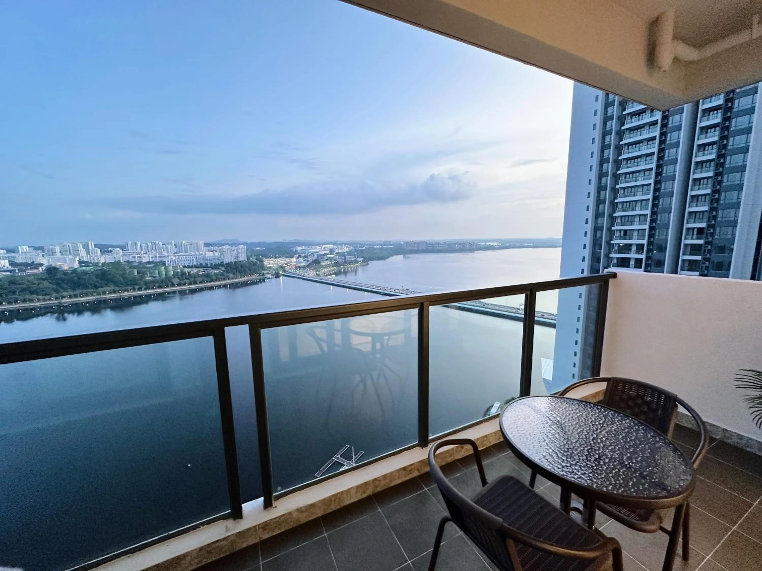 R&F Princess Cove Superior Homestay Nearby CIQ By Han Lin Sojourn