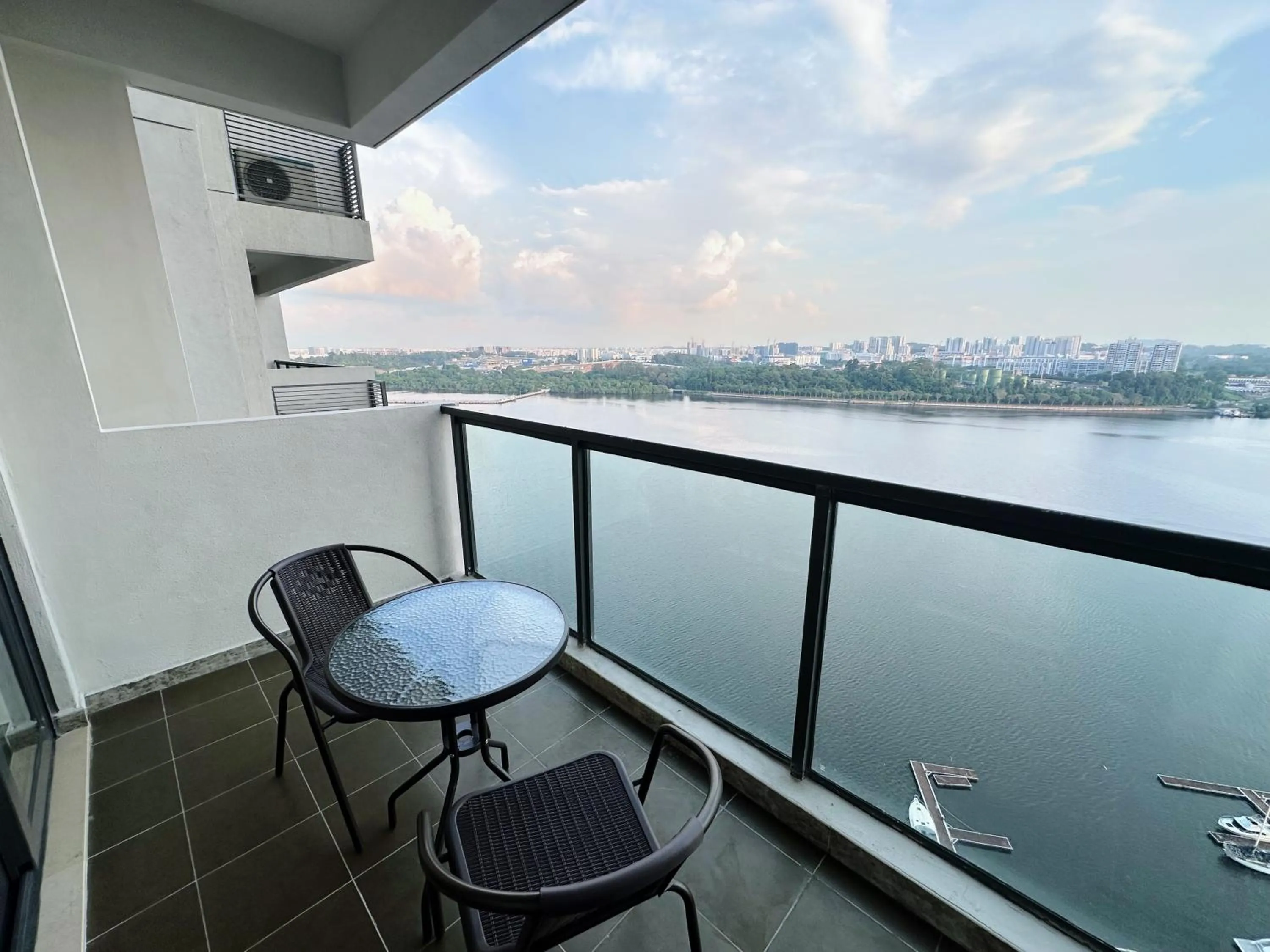 R&F Princess Cove Superior Homestay Nearby CIQ By Han Lin Sojourn