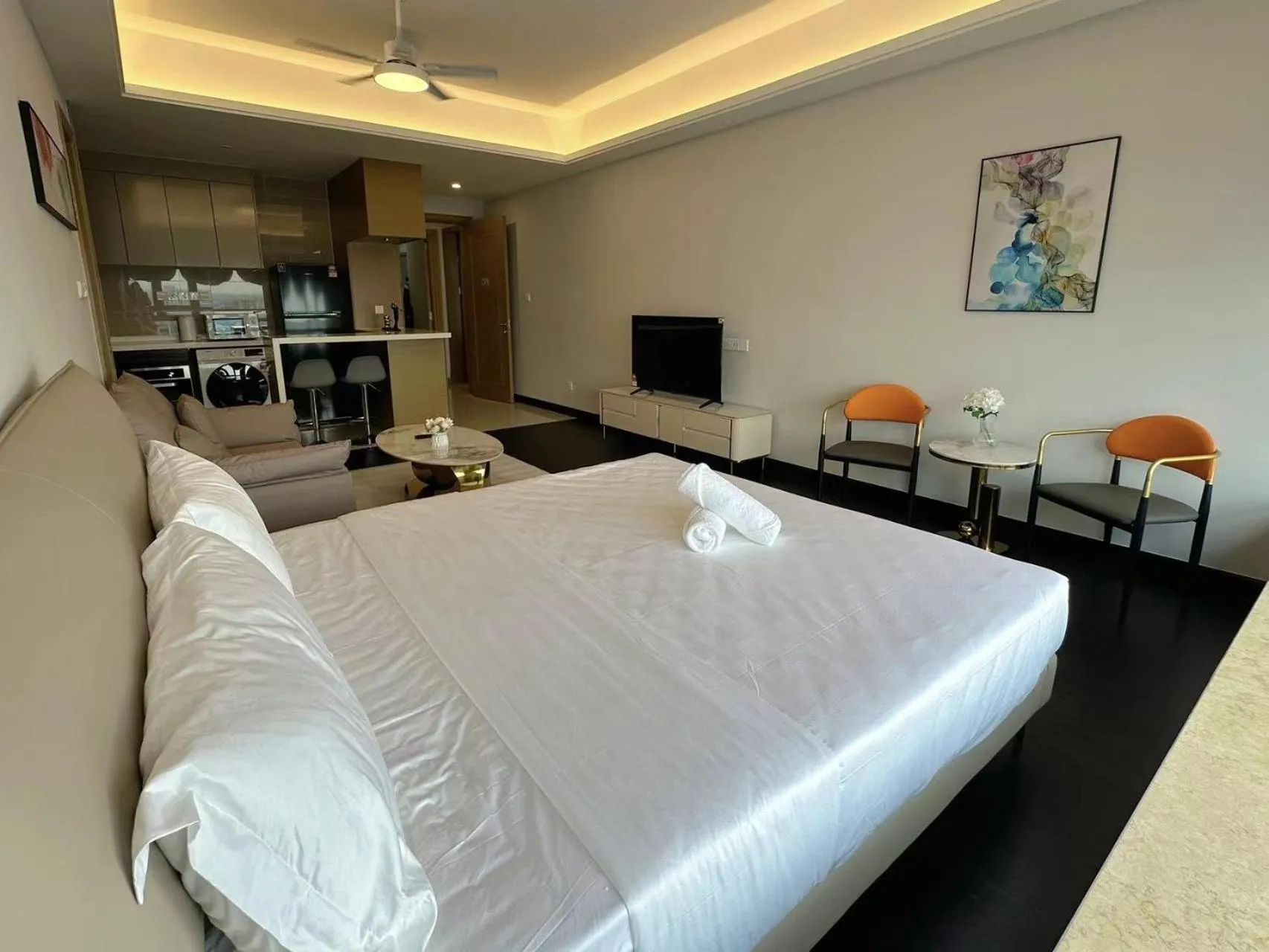 Bed in R&F Princess Cove Superior Homestay Nearby CIQ By Han Lin Sojourn
