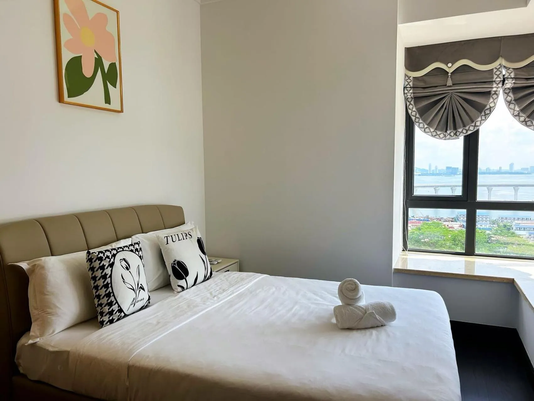 Bed in R&F Princess Cove Superior Homestay Nearby CIQ By Han Lin Sojourn