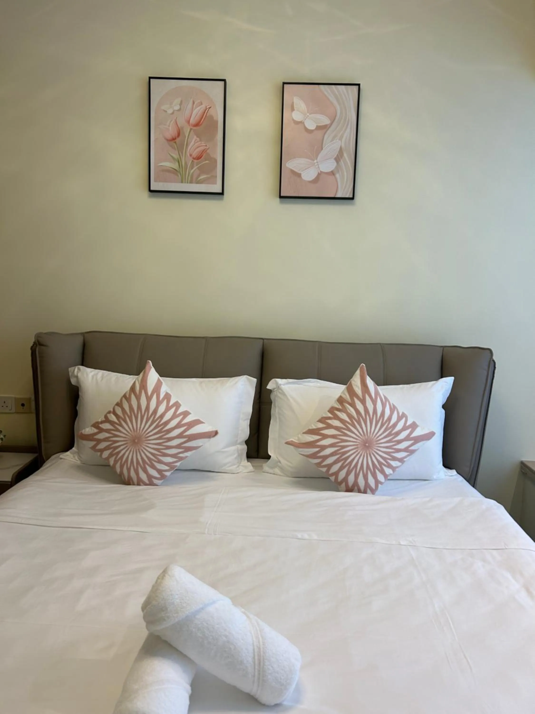 Bed in R&F Princess Cove Superior Homestay Nearby CIQ By Han Lin Sojourn