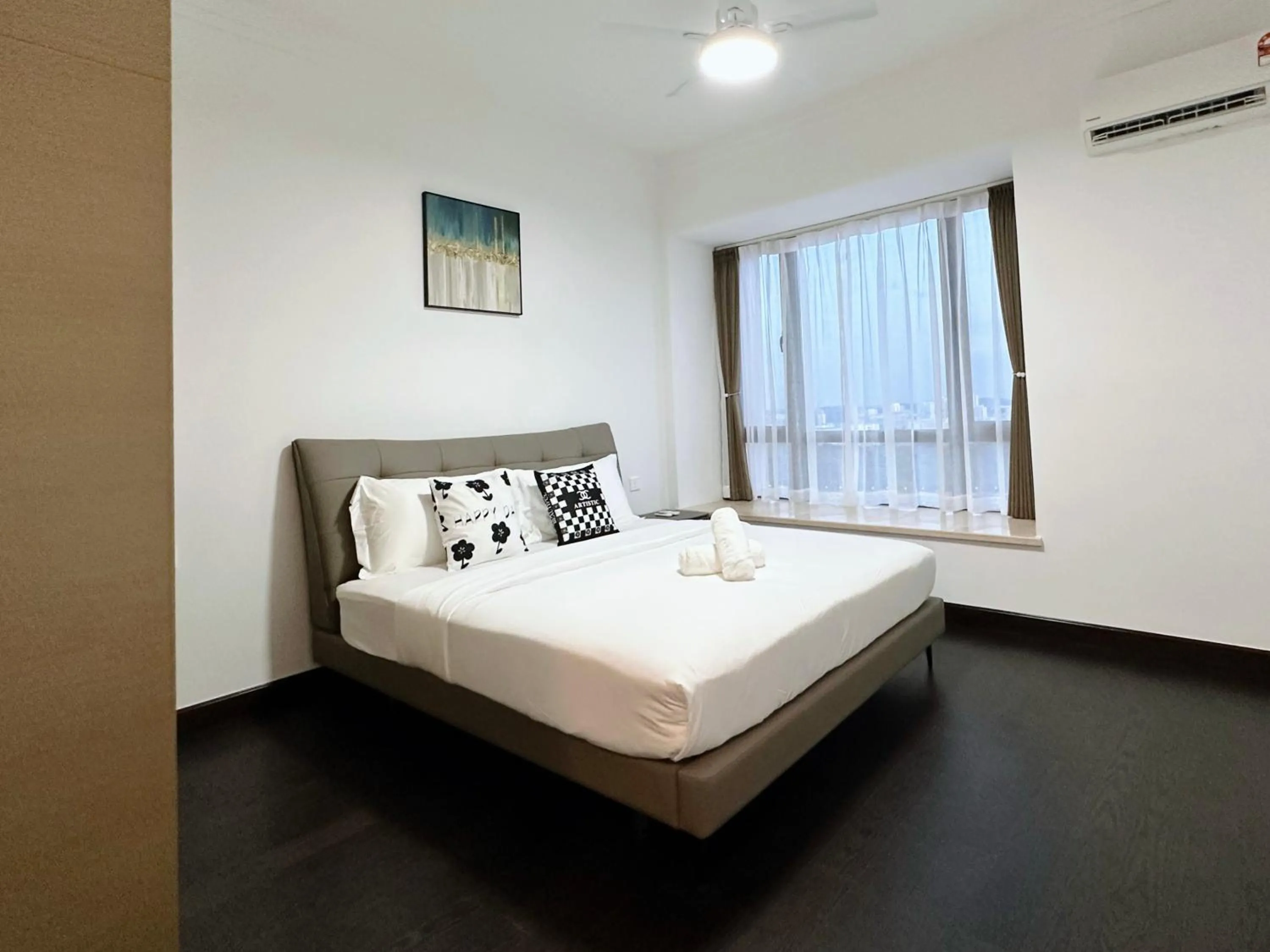 Bed in R&F Princess Cove Superior Homestay Nearby CIQ By Han Lin Sojourn